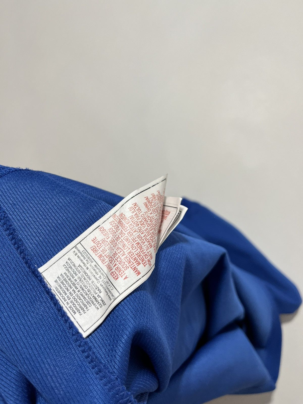 Nike VTG Nike total 90 2000’s boxy fit tn max plus tee Size US M / EU 48-50 / 2 - 11 Thumbnail
