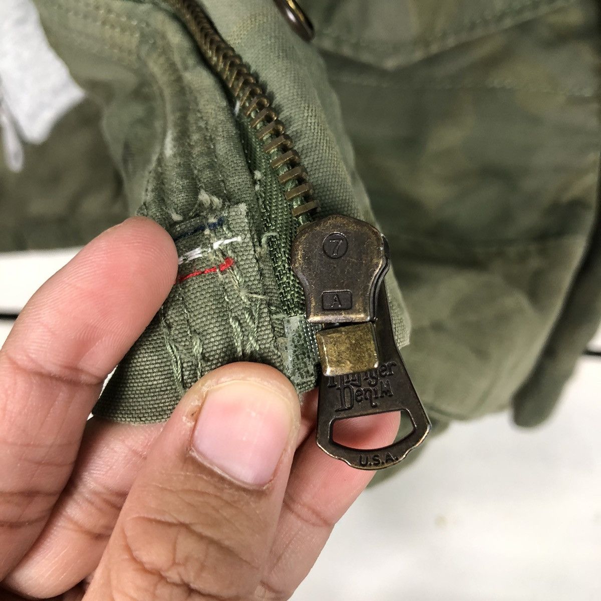 Japanese Brand Vintage Biker Streetwear Jacket Tommy Hilfiger Multi Pocket Size US M / EU 48-50 / 2 - 19 Thumbnail