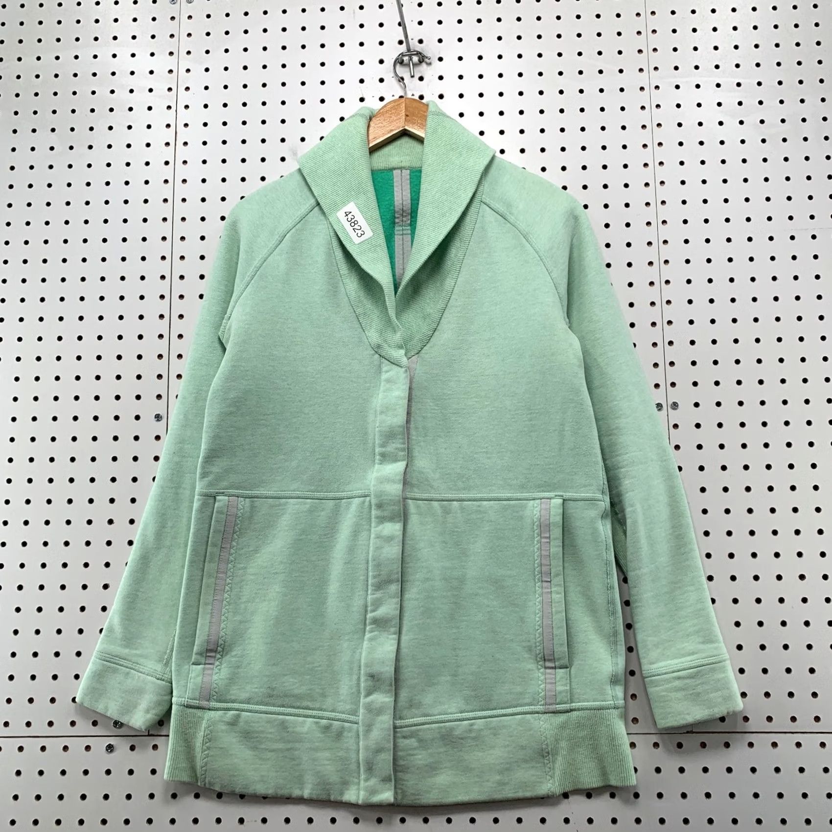 Lululemon Lululemon Yin To My Yang Cardi Fleece Snap Front Jacket Heathered Green Size 8 Women Athletic Zip Jacket Size M / US 6-8 / IT 42-44 - 2 Thumbnail