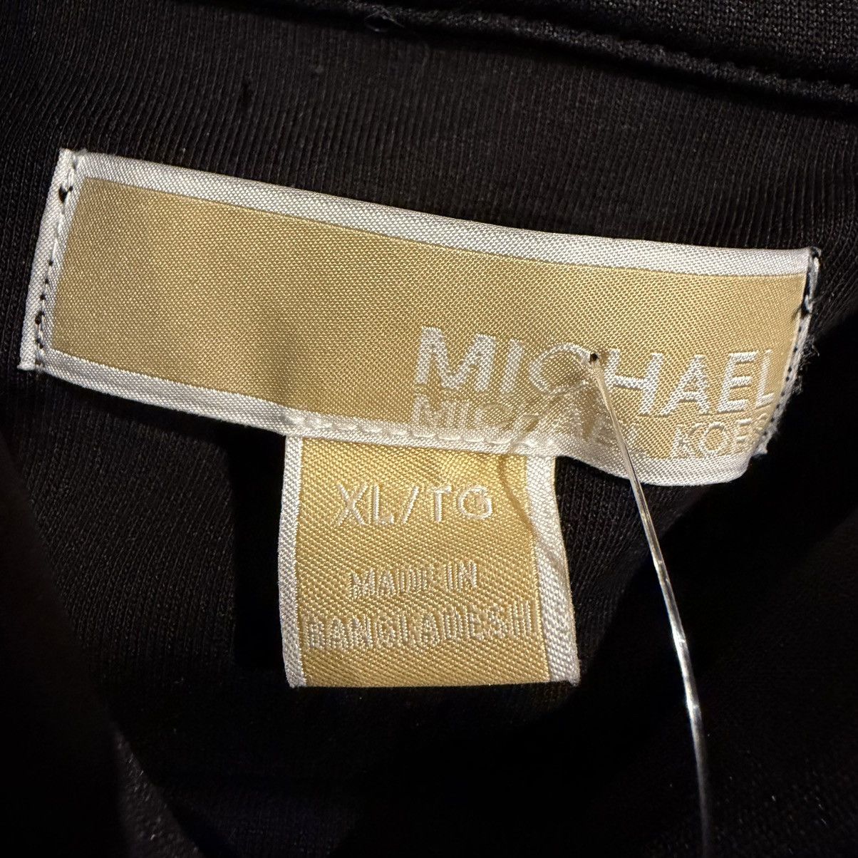 Michael Kors Black and gold Michael Kors cropped hoodie Size XL / US 12-14 / IT 48-50 - 6 Thumbnail