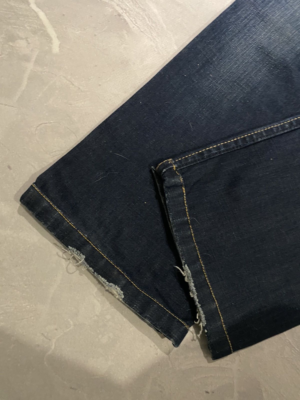 Japanese Brand RARE Destroyed Number Nine Slim Jean / Cosmic Indigo Size US 31 - 10 Thumbnail