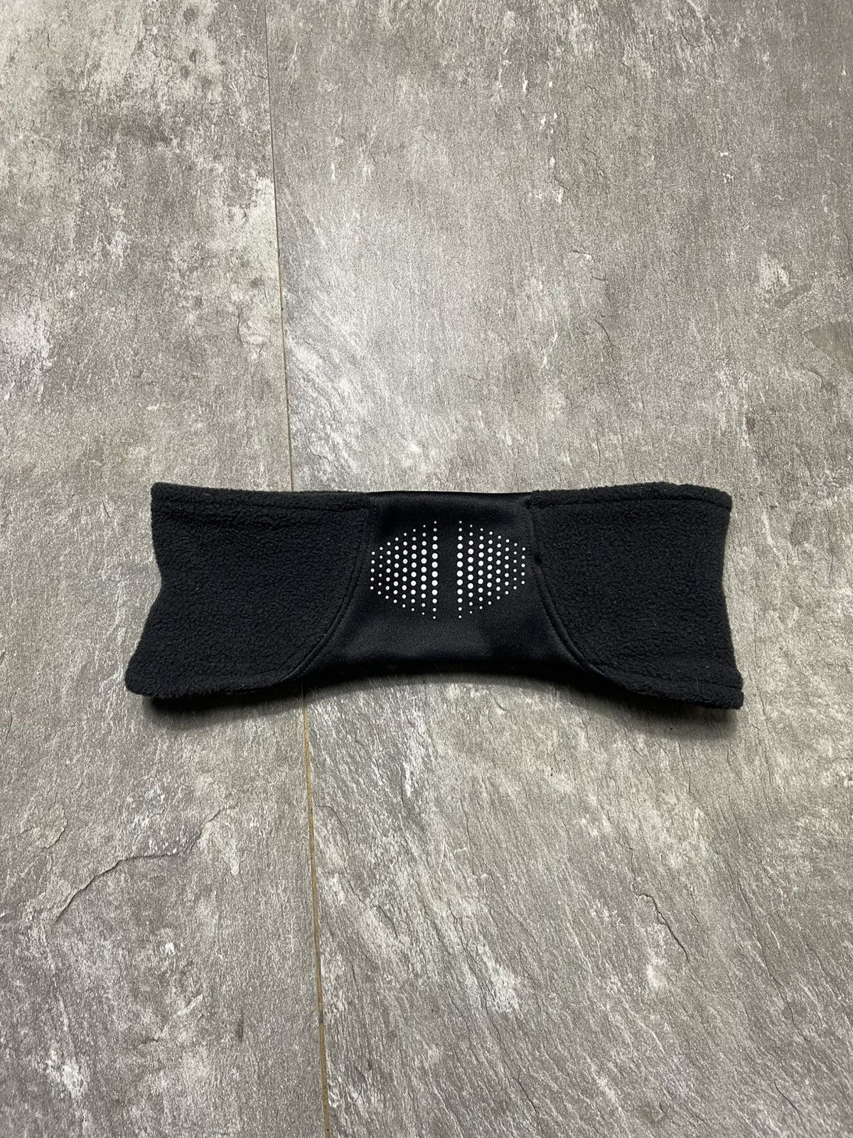 Nike Vintage Nike Fleece Reflective Headband Swoosh 90s Y2k Size ONE SIZE - 3 Thumbnail