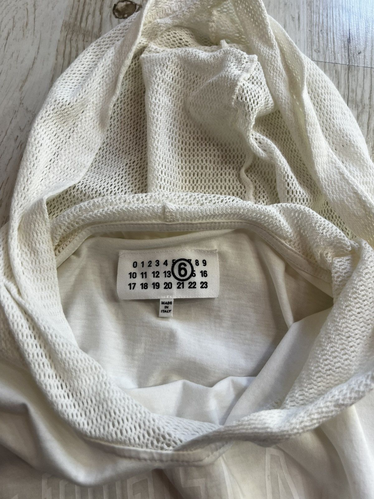 Maison Margiela MM6 Maison Margiela White Hooded Tank Top Size M 2025 Size US M / EU 48-50 / 2 - 9 Thumbnail