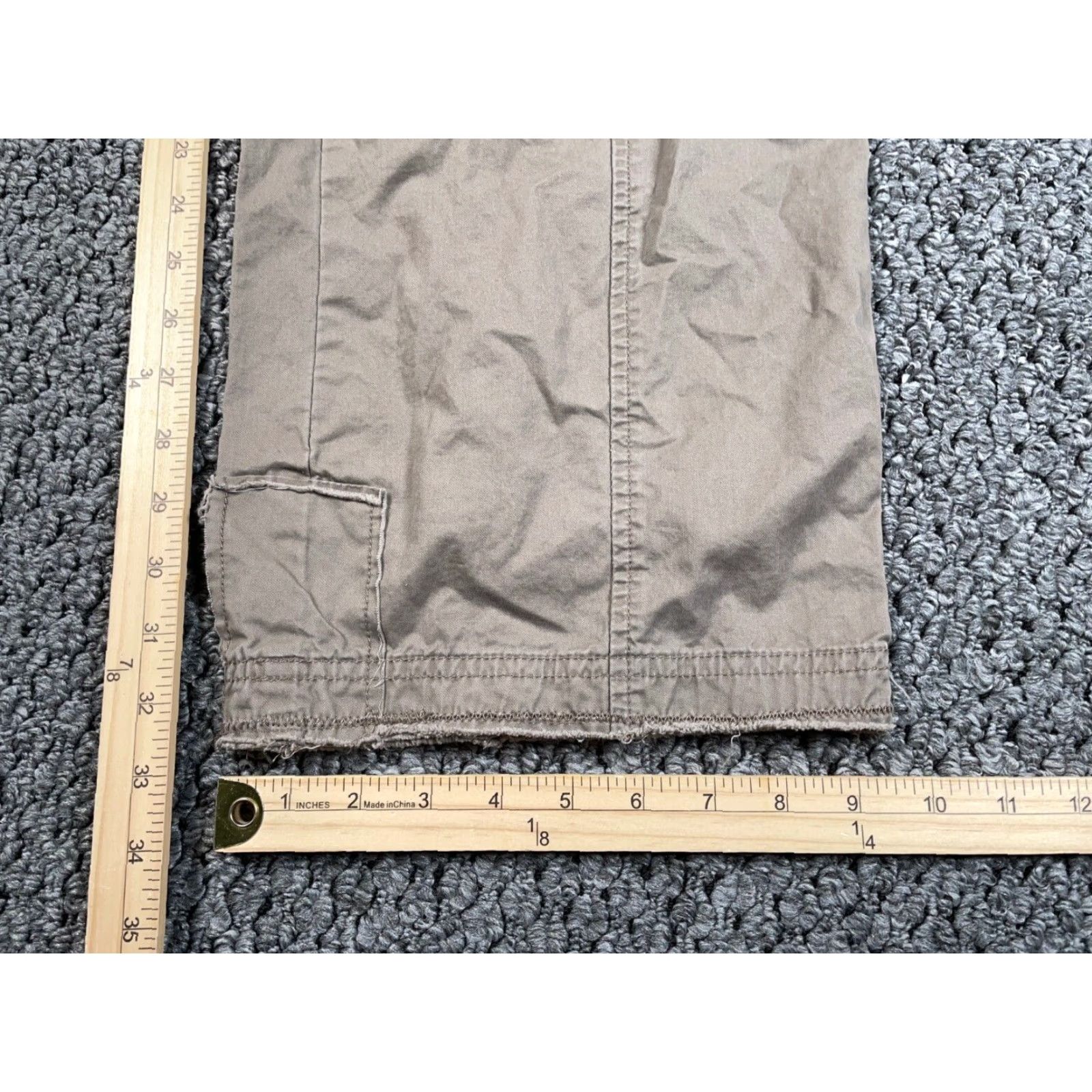 Vintage Vintage Y2K Women's Cargo Pants Baggy Low-Rise Raw Edge Beige Cotton 90s Casual, Loose Fit, Size 36 Size 25" / US 0 / IT 36 - 7 Thumbnail