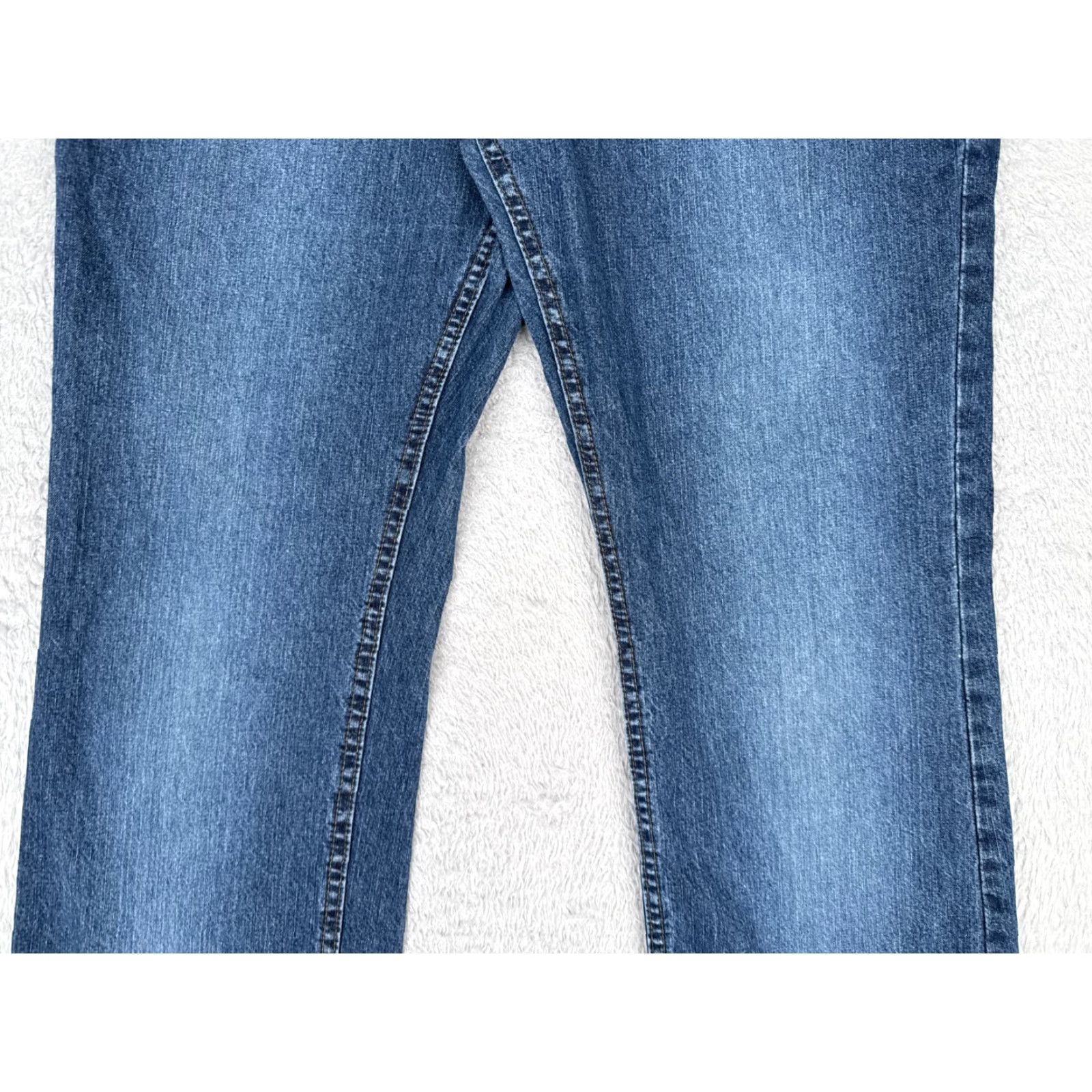 Lee VINTAGE Lee Blue Denim Jeans Bootcut Women 14 High Rise 32x30 5-Pocket Denim Cotton Blend Regular 32 in Inseam 30 in USA Shirt/Jeans? Size 36" / US 14 / IT 50 - 3 Thumbnail