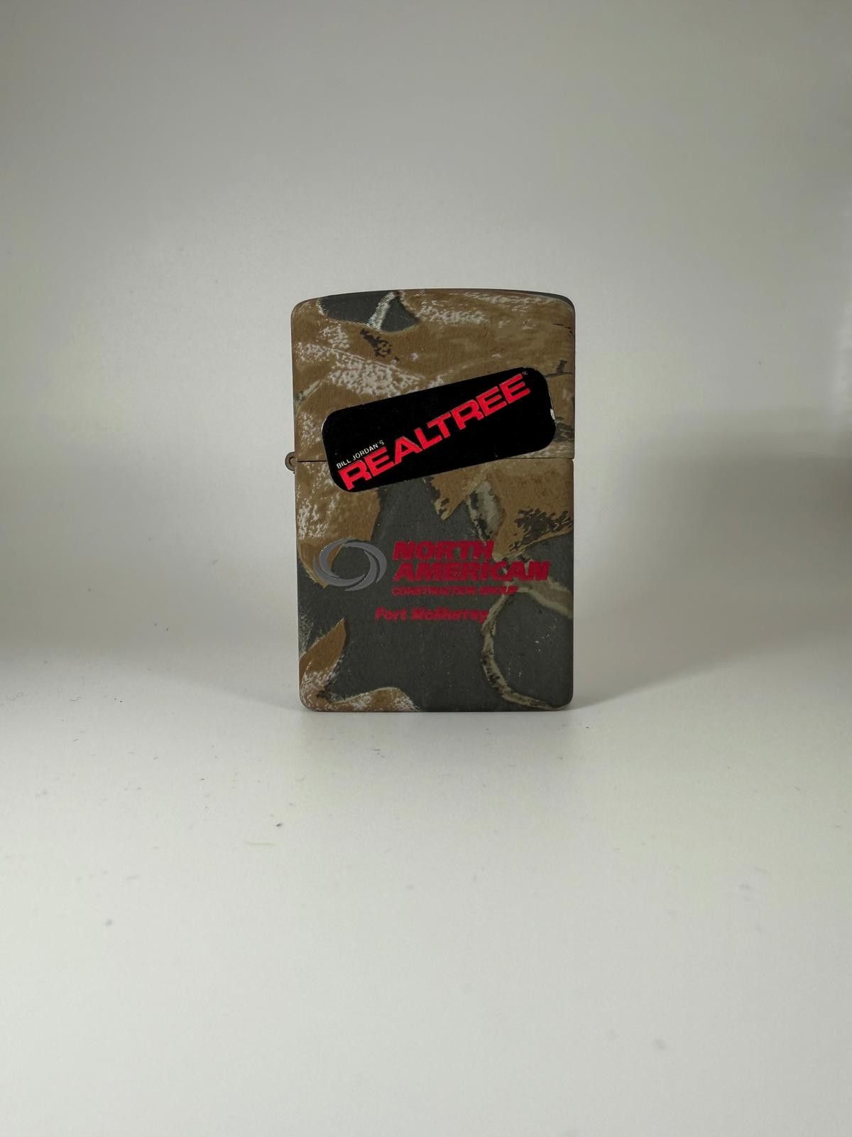 Zippo 90's Zippo Realtree Camo Fort McMurray Windproof Lighter Size ONE SIZE - 1 Thumbnail