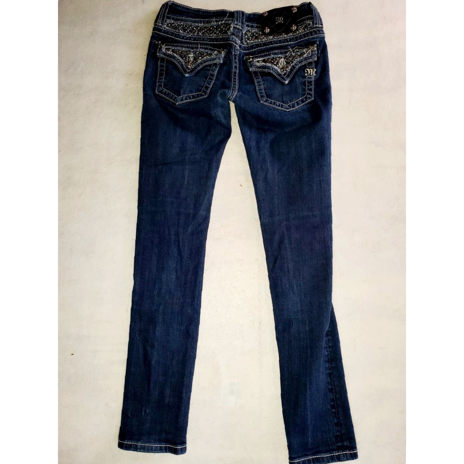 Miss Me Miss Me-Classic Medium Wash Denim Bling Jeans Size 27 Standard Skinny 32" Inseam Womens Midi? Size 27" / US 4 / IT 40 - 5 Thumbnail