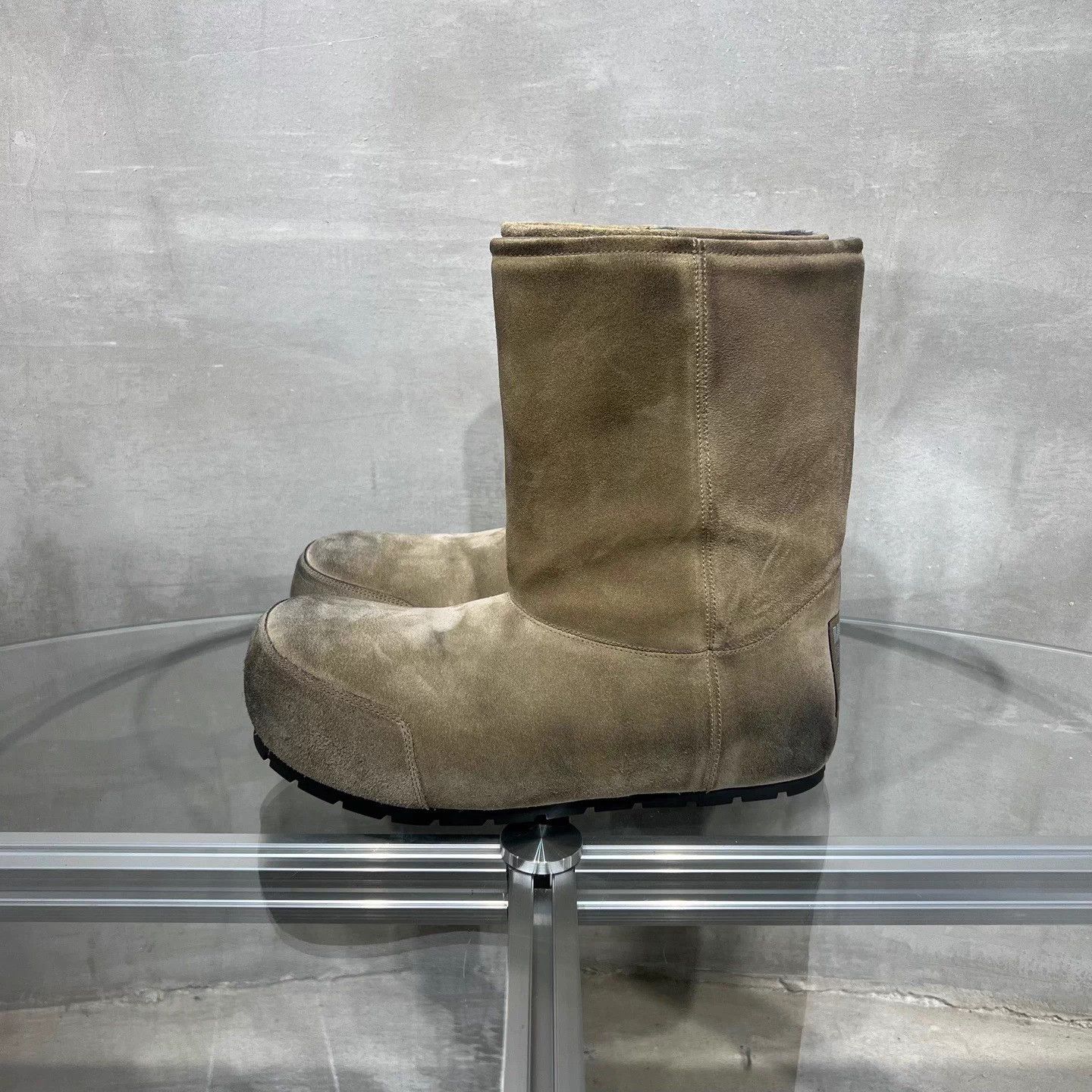 Balenciaga Balenciaga 26 Dumbo Distressed Snow Boots 42 Size US 11 / IT 41 - 3 Thumbnail