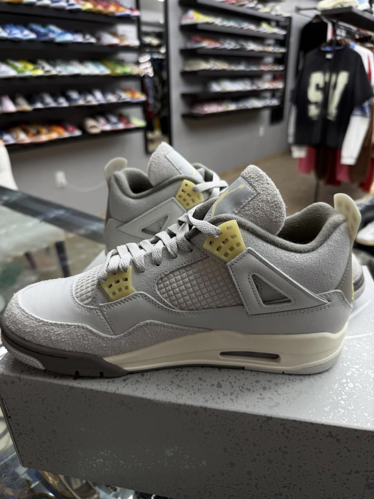 Jordan Brand Jordan 4 Retro SE Craft Size (9) Brand New DV3742-021 Size US 9 / EU 42 - 10 Thumbnail