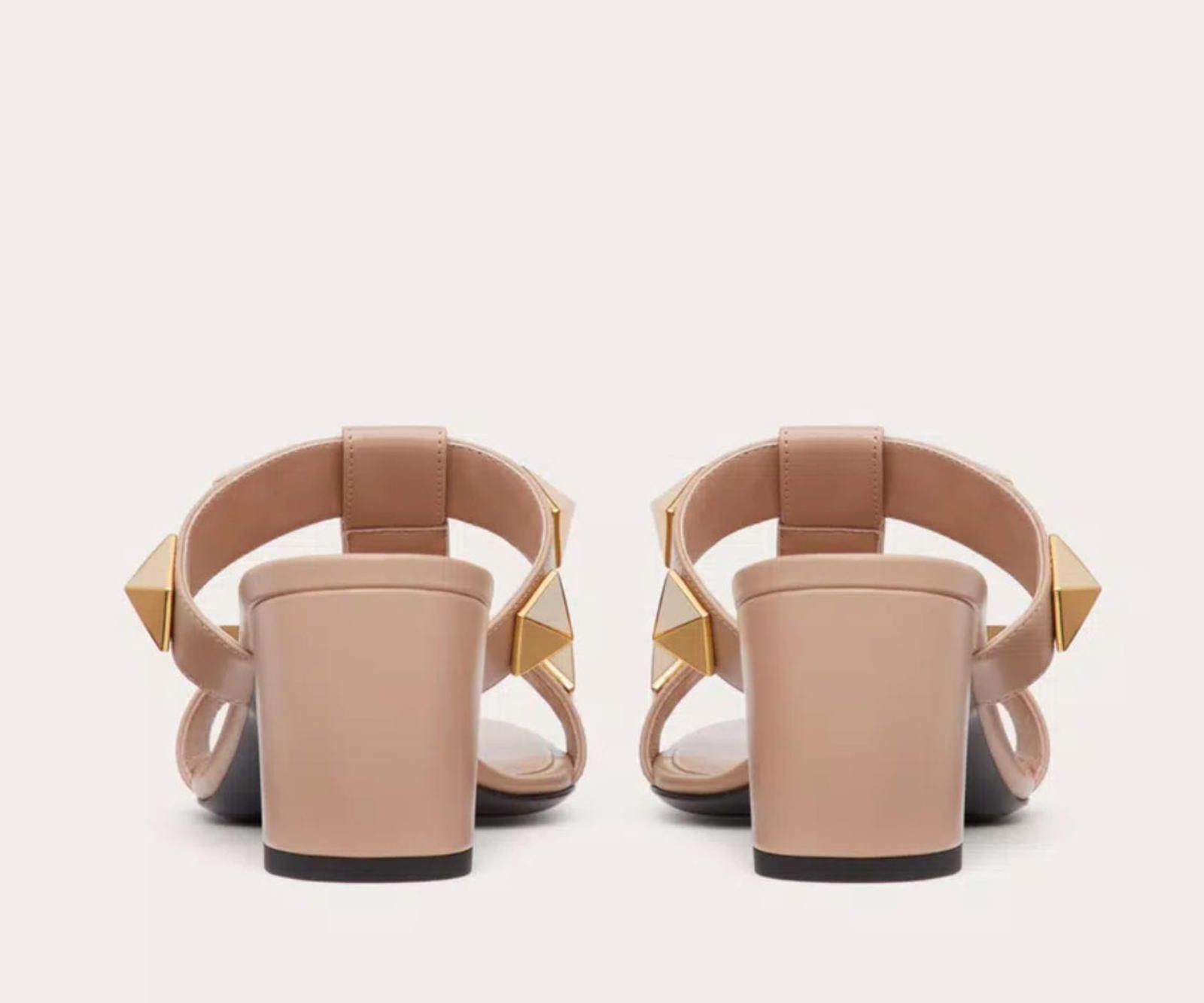 Other Valentino Roman Stud Slide Sandal Size US 7.5 / IT 37.5 - 3 Thumbnail