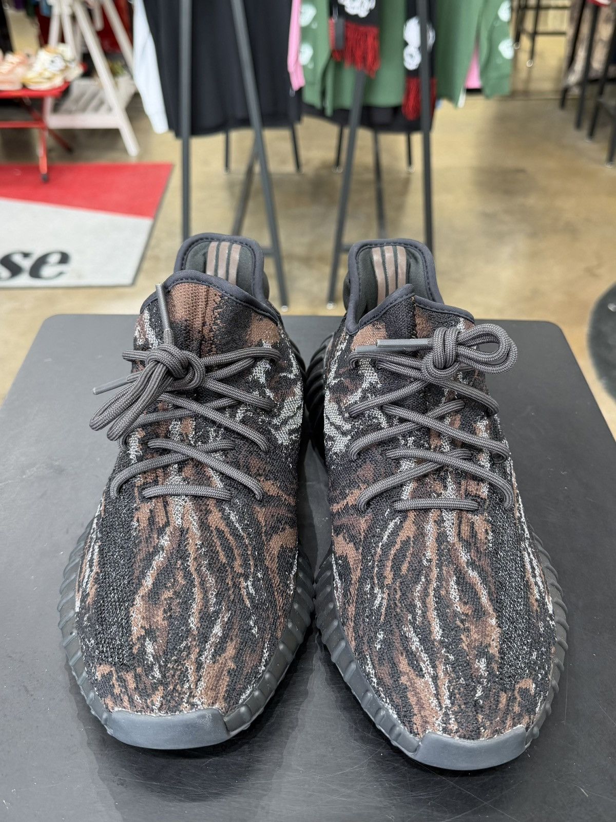 Adidas Yeezy Boost 350 V2 MX Rock Size 9 (2024) Size US 9 / EU 42 - 2 Thumbnail