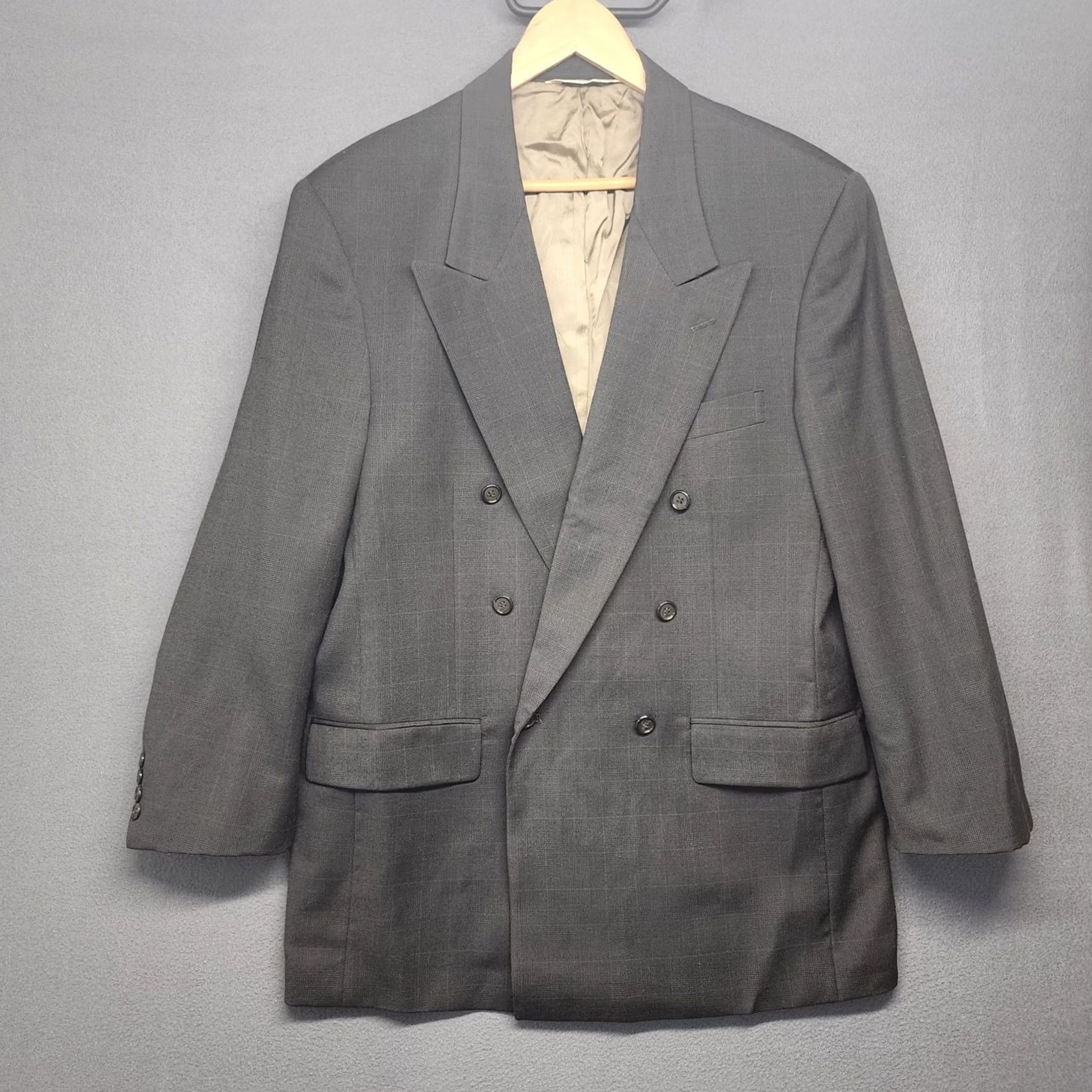 Evan Picone VINTAGE Evan Picone Suit Men Gray Plaid 100% Wool 44R W32 L29 Double Breasted Pleated Cuffed 2 Piece Men’s Wool Suit Size 44R - 7 Thumbnail
