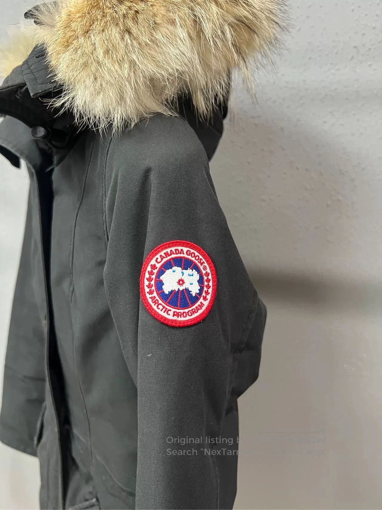 Canada Goose canada goose black down jacket with fur hood. Size XS / US 0-2 / IT 36-38 - 3 Thumbnail