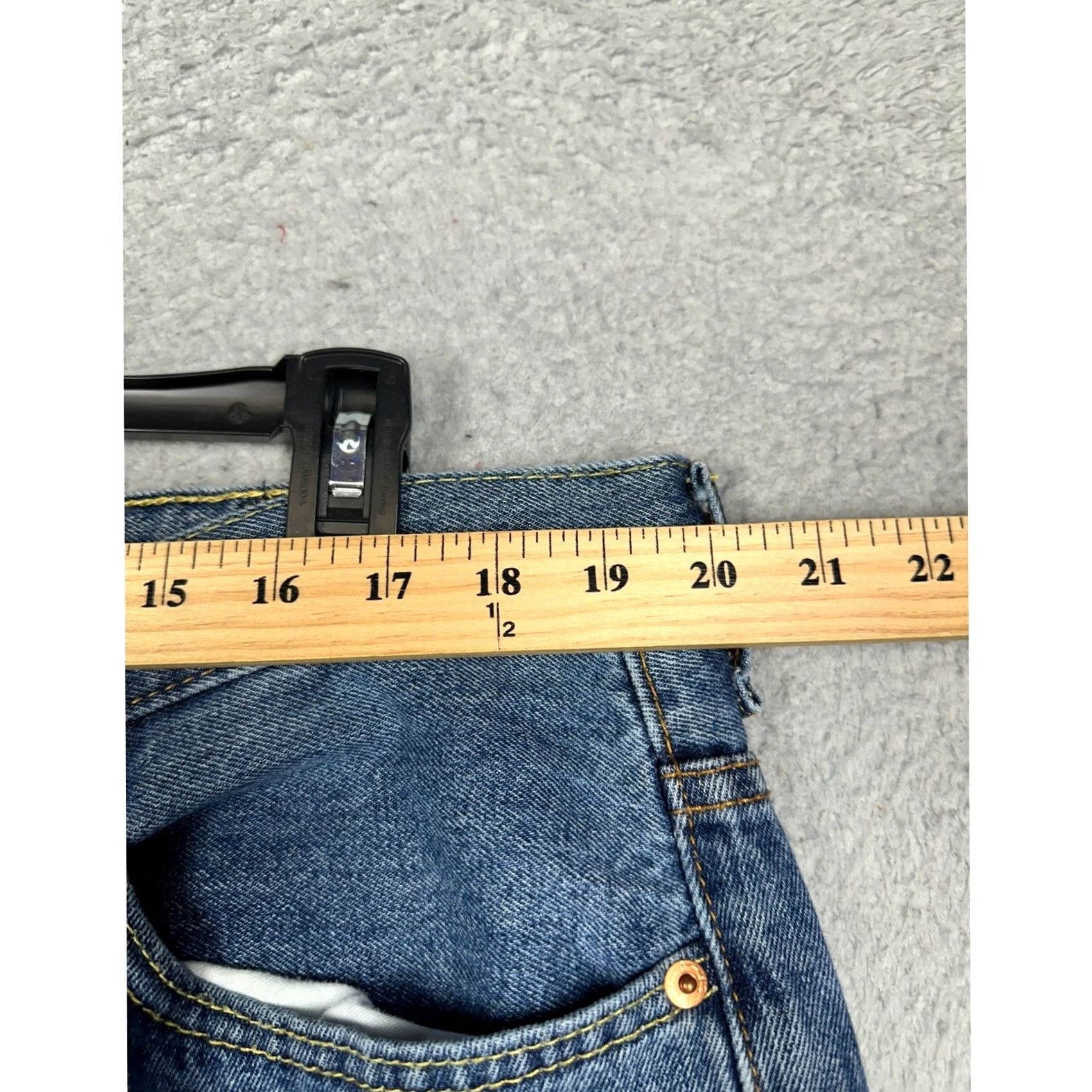Levi's Levi's 550 Jeans Men 40X32 Blue Relaxed Fit Tapered Leg 5 Pocket Denim Casual EUC Size US 40 / EU 56 - 5 Thumbnail