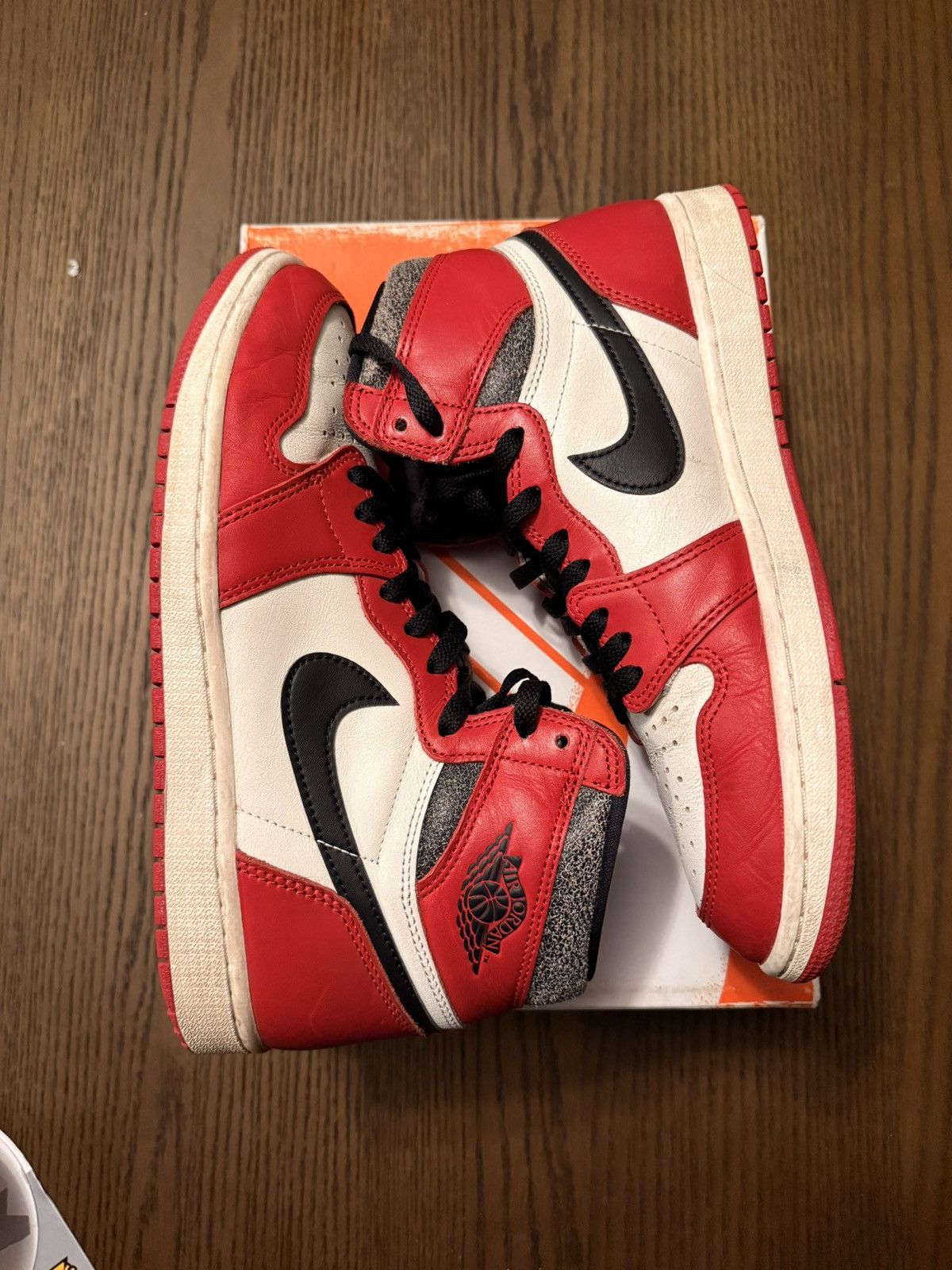 Jordan Brand Jordan 1 Chicago Lost & Found Size US 10.5 / EU 43-44 - 5 Thumbnail