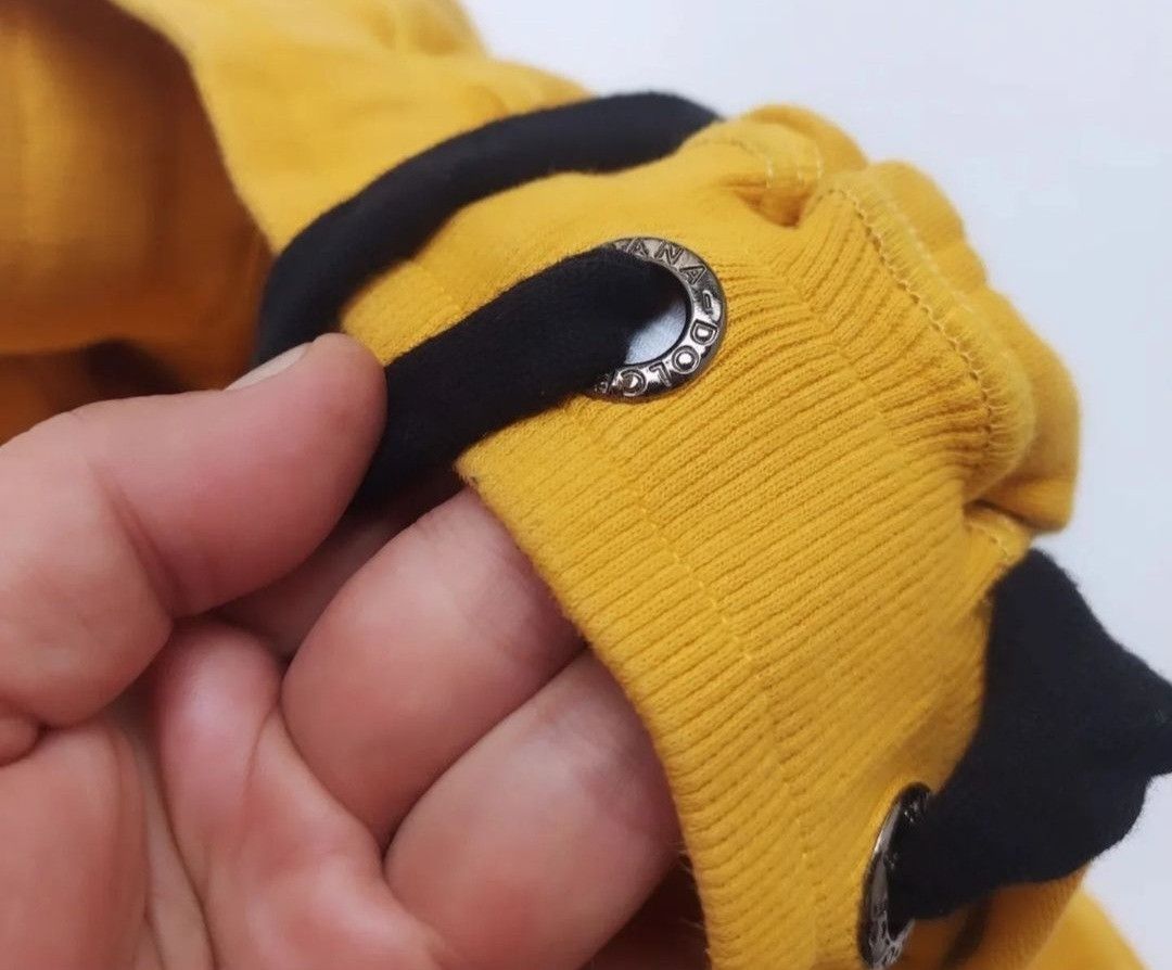 Dolce & Gabbana Dolce & Gabbana Yellow Logo Sweat Shorts Size US 30 / EU 46 - 10 Thumbnail