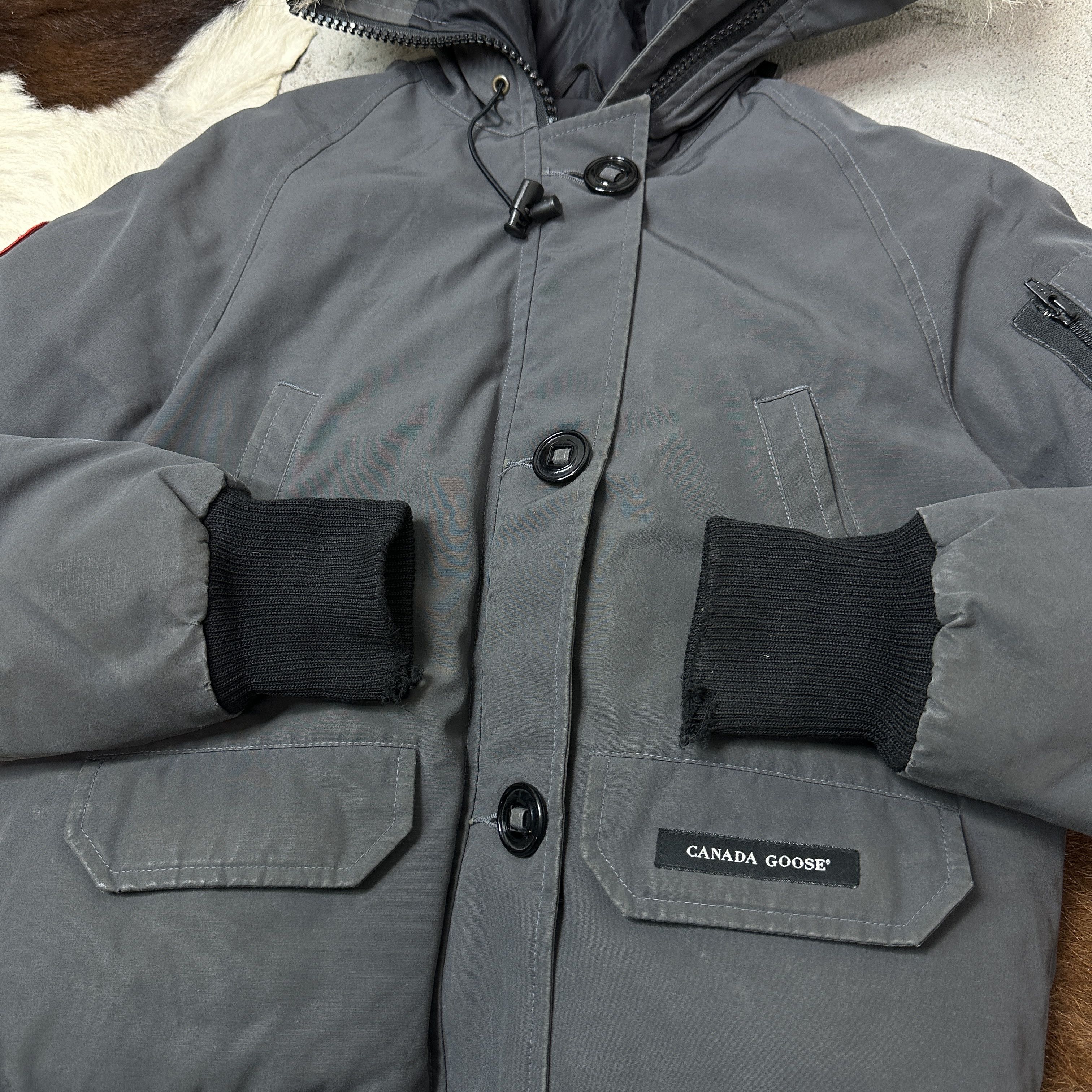 Canada Goose Vintage Outdoor Canada Goose Chillwack Jacket Y2K Size US S / EU 44-46 / 1 - 3 Thumbnail