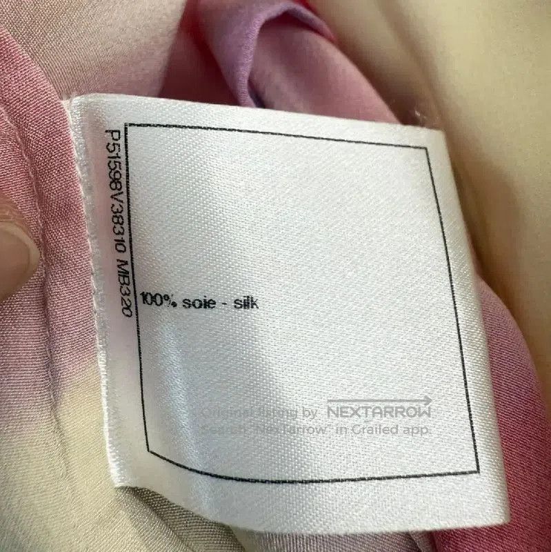Chanel Chanel M White Silk Pleated Skirt . Size 23" - 3 Thumbnail