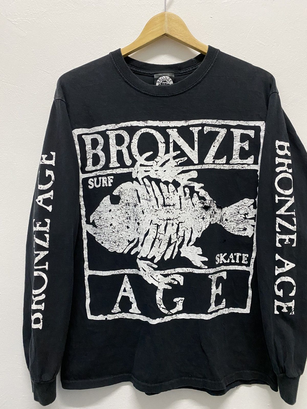 Vintage Vintage Bronze Age Surf Long Sleeve Size US M / EU 48-50 / 2 - 3 Thumbnail