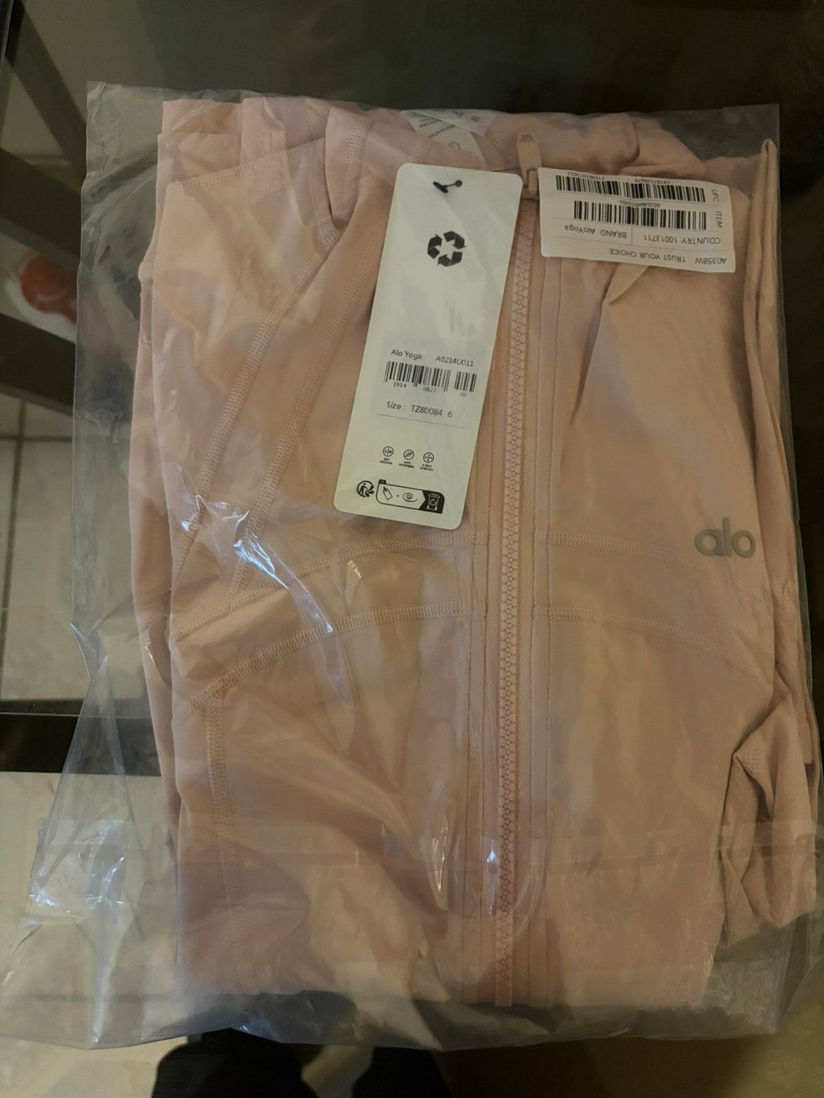 Alo Yoga ALO WOMANS PINK SET Size S / US 4 / IT 40 - 1 Preview