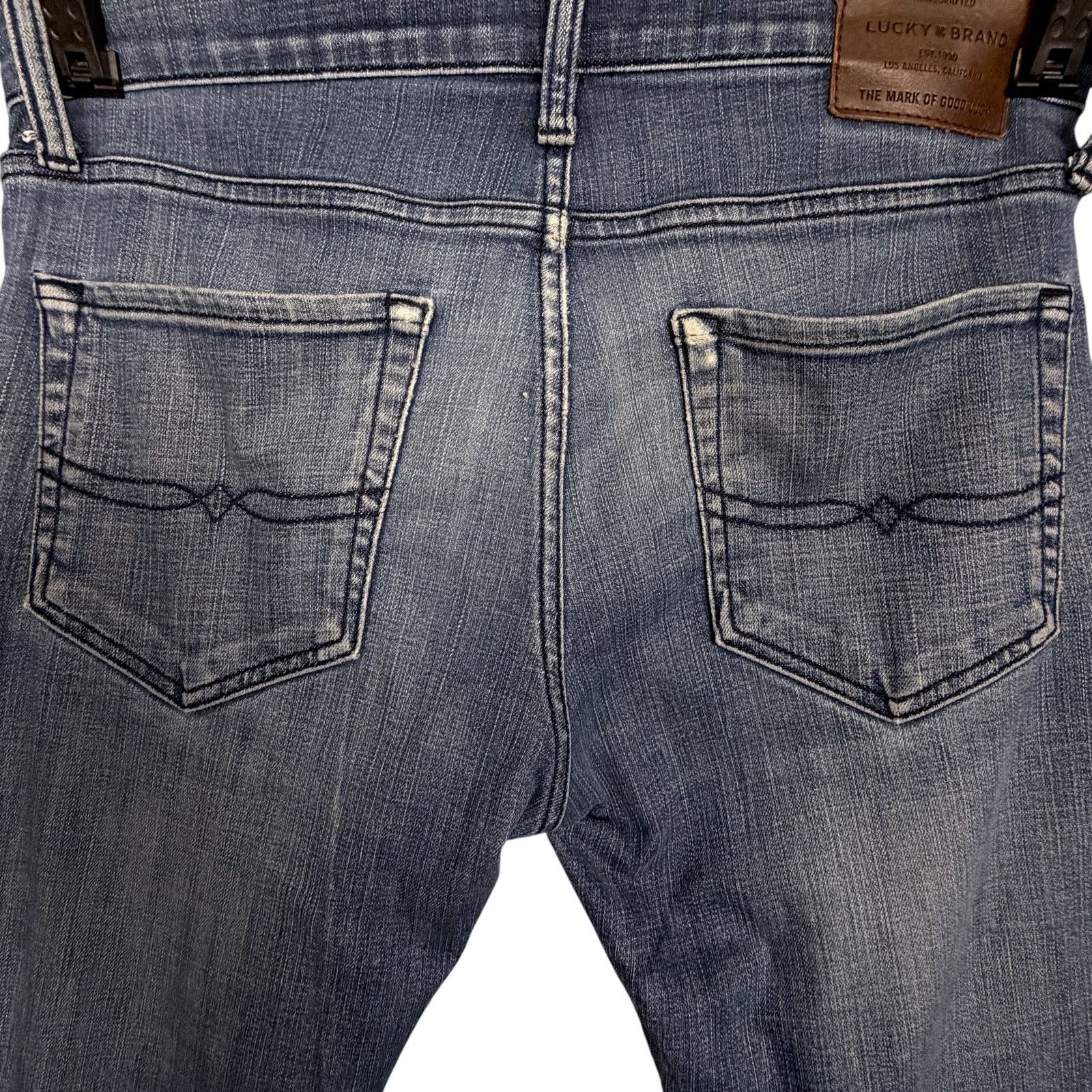 Lucky Brand Lucky Brand Men's 31x32 Distressed 110 Skinny Stretch Jeans Size US 31 - 11 Thumbnail