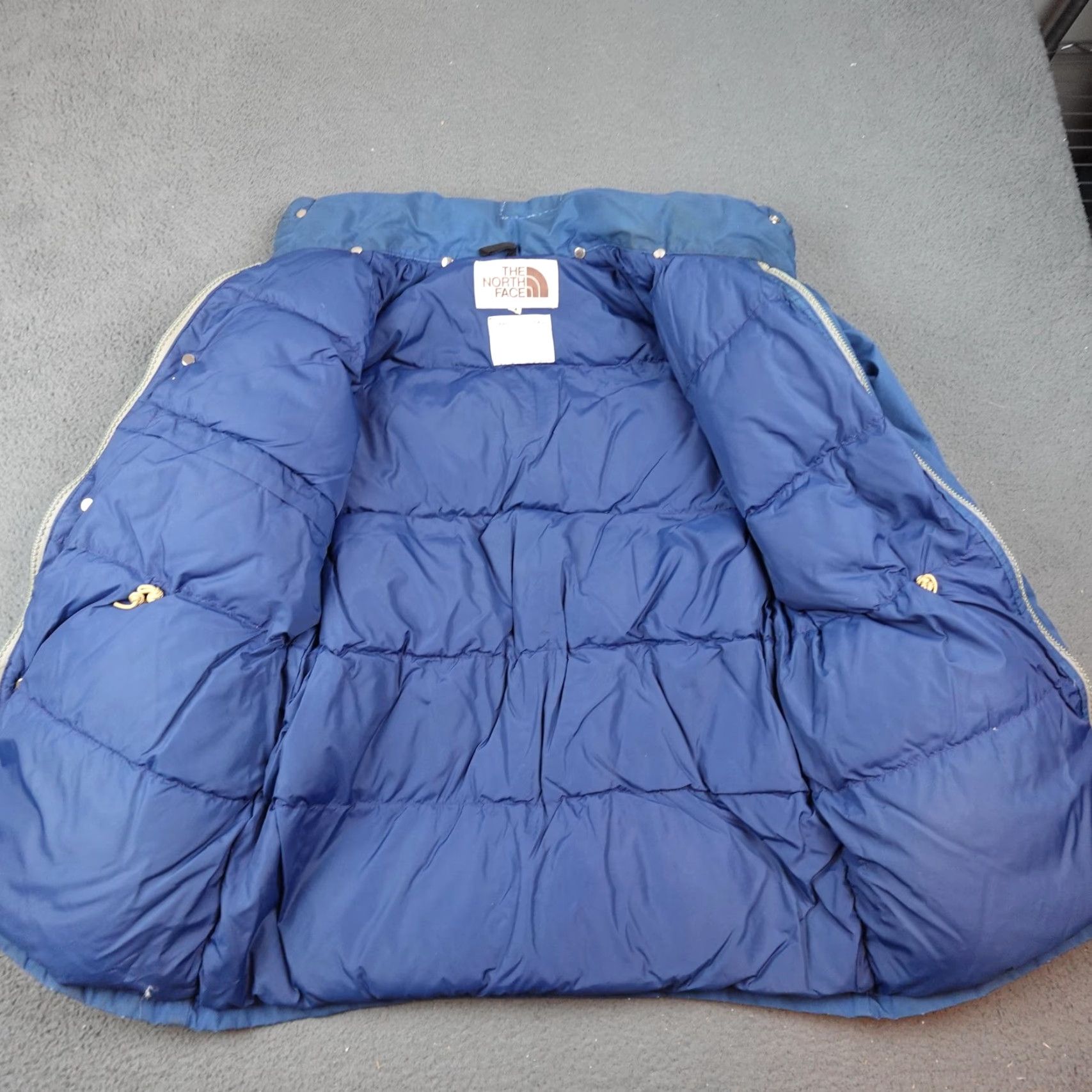 The North Face VINTAGE The North Face Jacket Mens Medium Blue Down Parka Made USA 80s Size US M / EU 48-50 / 2 - 5 Thumbnail