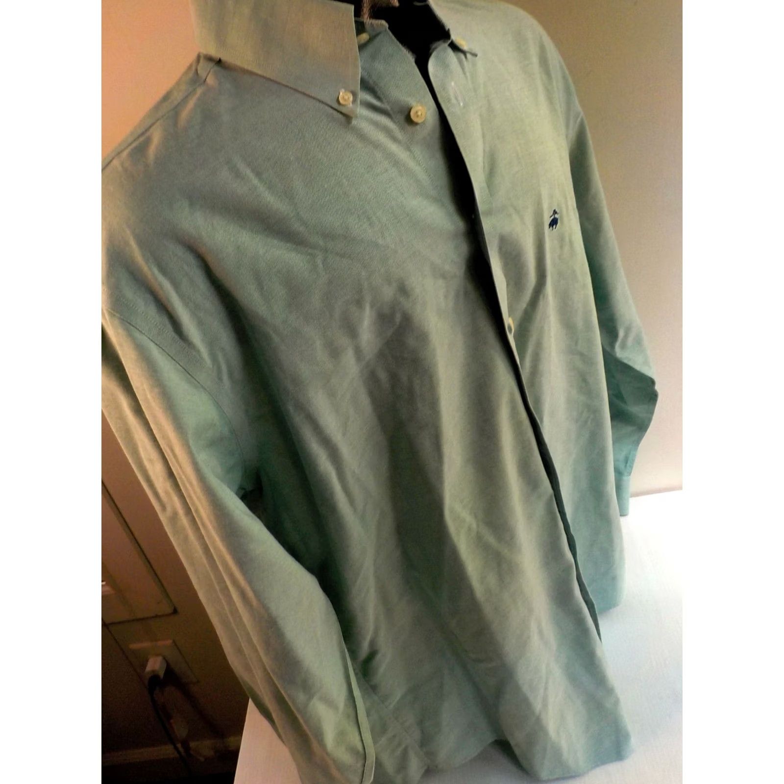 Brooks Brothers Brooks Brothers 346 Button-Down Shirt Green 100% Cotton Large Mens Button-Up Non-Iron Long Sleeve Size US L / EU 52-54 / 3 - 4 Thumbnail