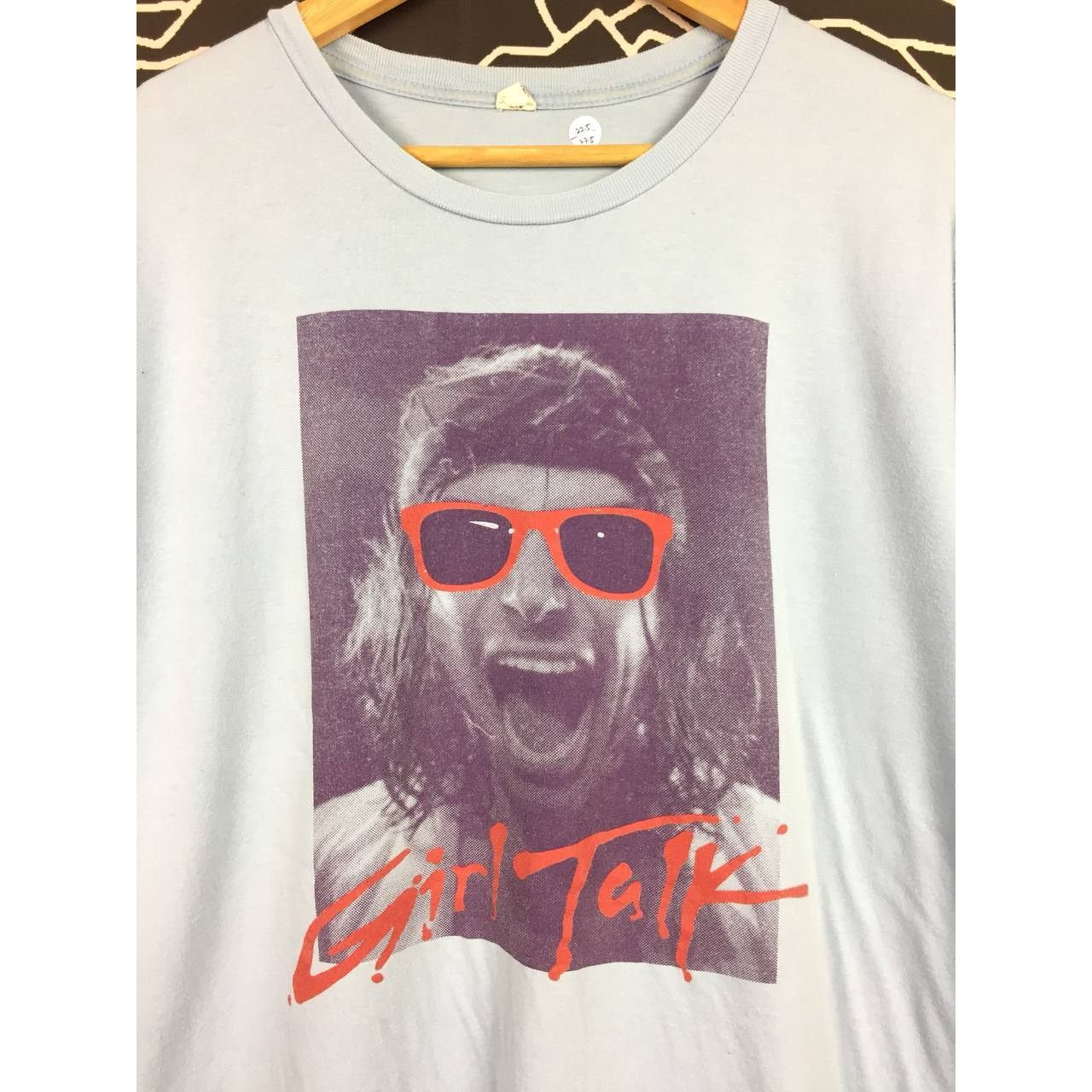 Band Tees × Rap Tees × Vintage Girl Talk American DJ Sunglasses Graphic Hip Hop Rap Tee Size US L / EU 52-54 / 3 - 3 Thumbnail