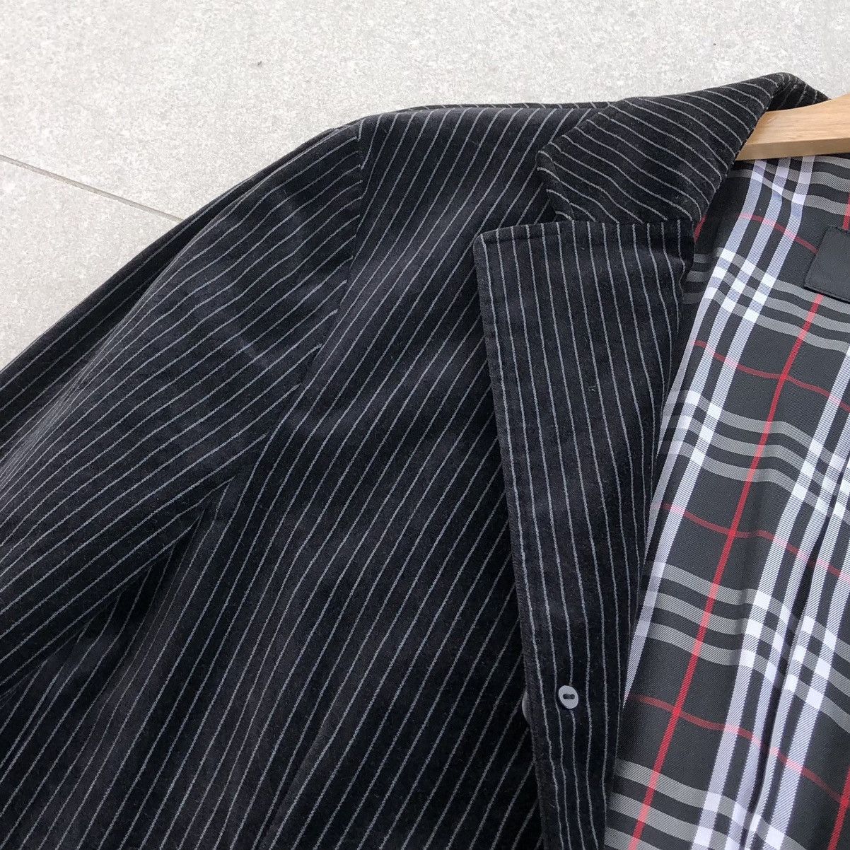 Burberry Burberry Black Label Men’s Velvet Lined Novacheck Blazer Size US M / EU 48-50 / 2 - 4 Thumbnail