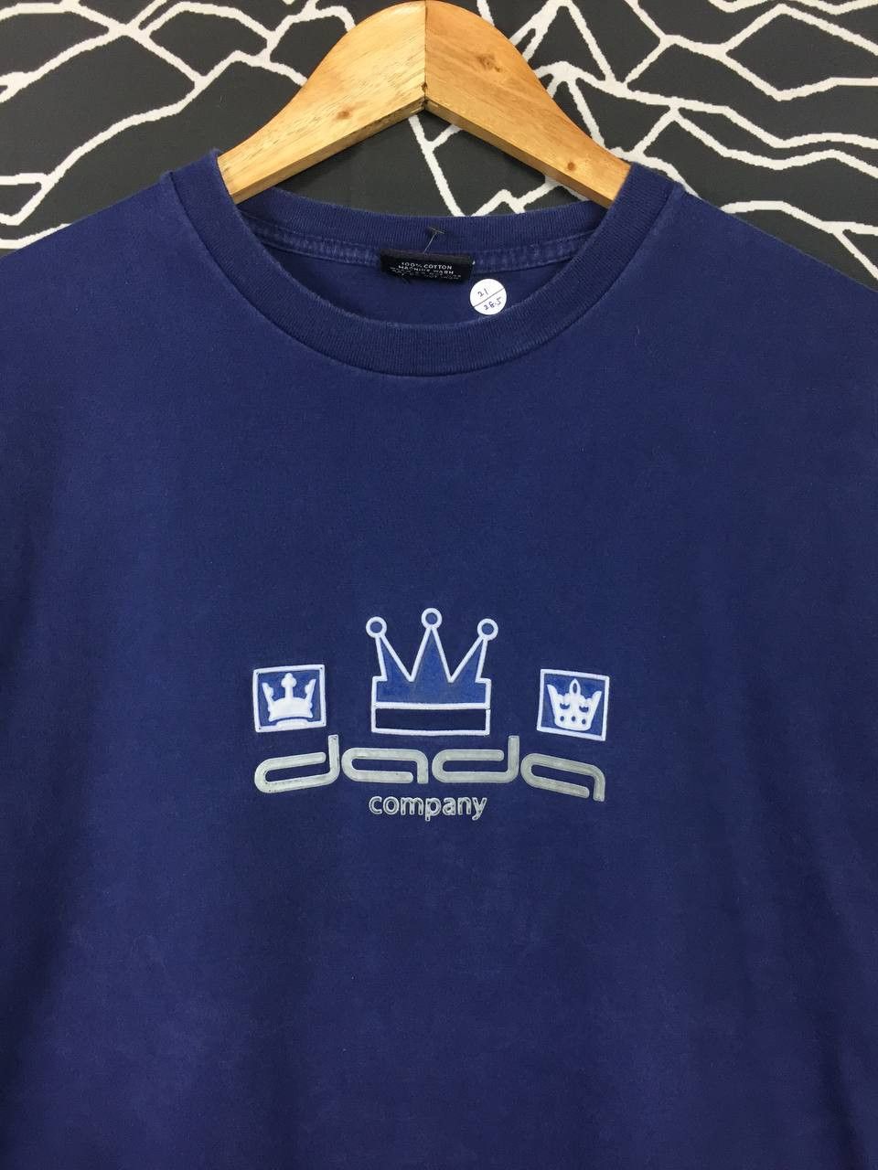 Damani Dada × Vintage Vtg Damani Dada Crown Logo OG Streetwear Tee Size US L / EU 52-54 / 3 - 3 Thumbnail