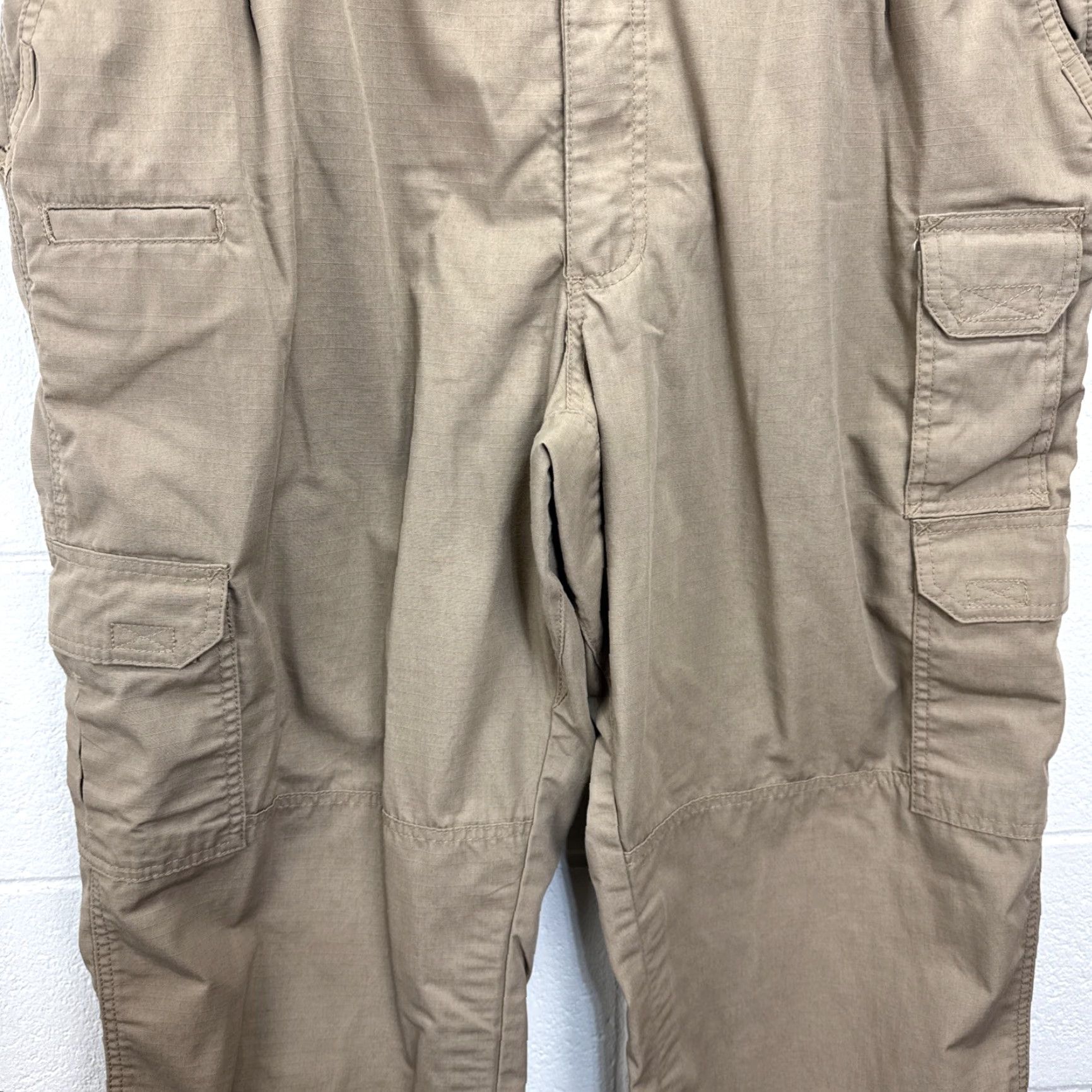 Vintage 5.11 Tactical Pants Mens 42x32 Brown Cargo Ripstop Tactile Ranger Utility Size US 42 / EU 58 - 4 Thumbnail