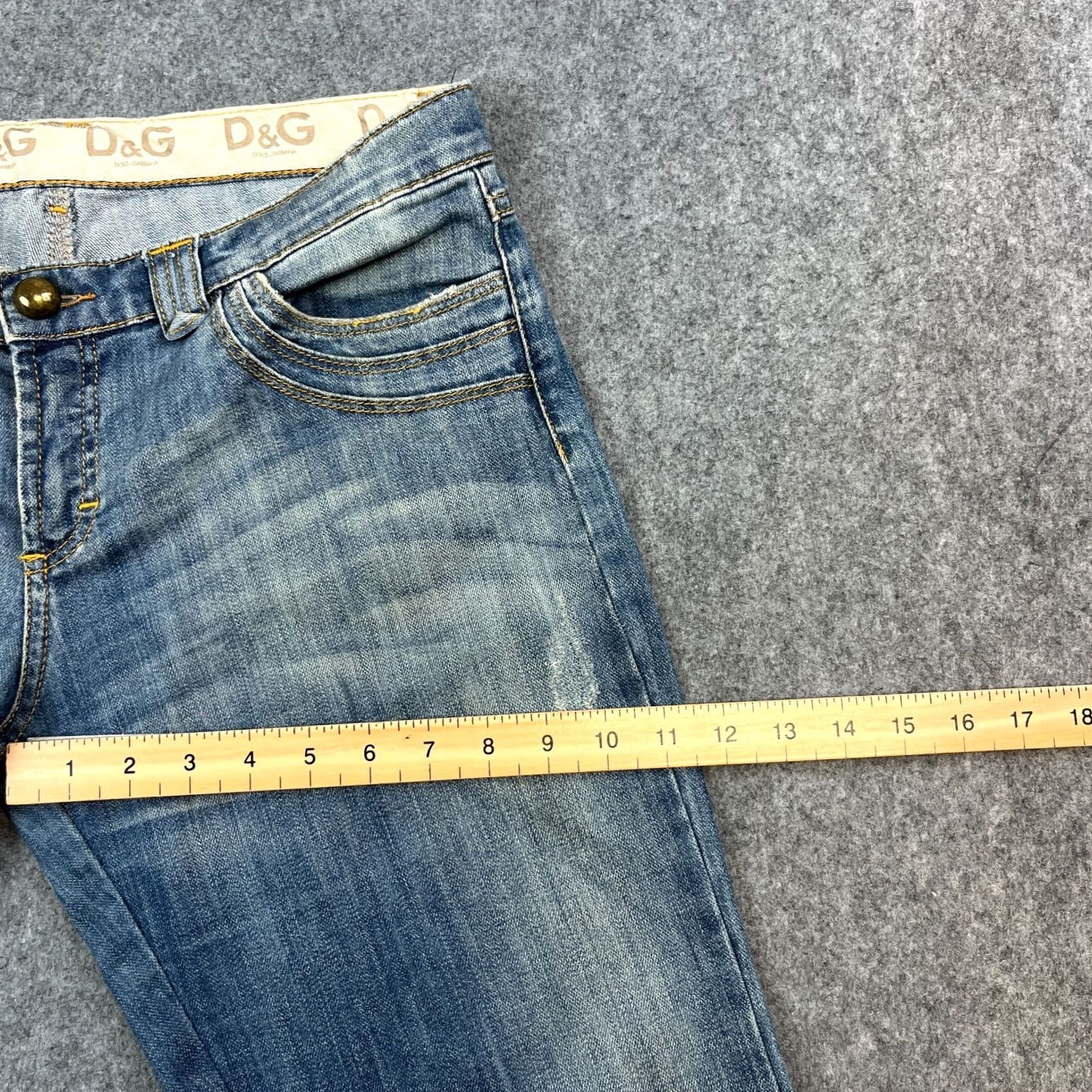 Dolce & Gabbana VINTAGE Dolce&Gabbana Jeans 34 30 UK 14 Whiskers Mid Wash Blue Fray Hem Size 36" / US 14 / IT 50 - 5 Thumbnail
