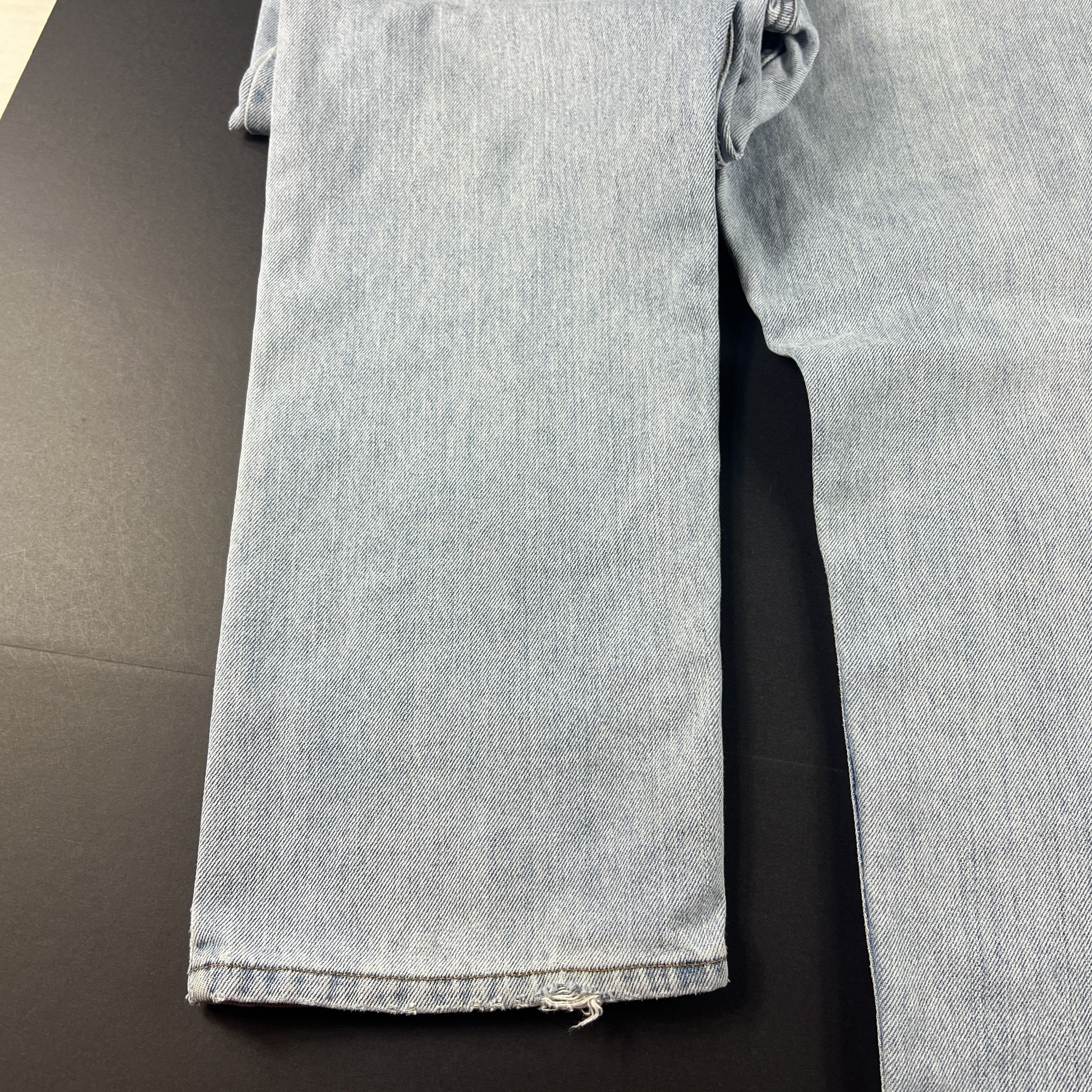 Levi's Y2K Levi's Jeans 505 Straight Light Blue Distressed Denim Size US 35 - 18 Thumbnail
