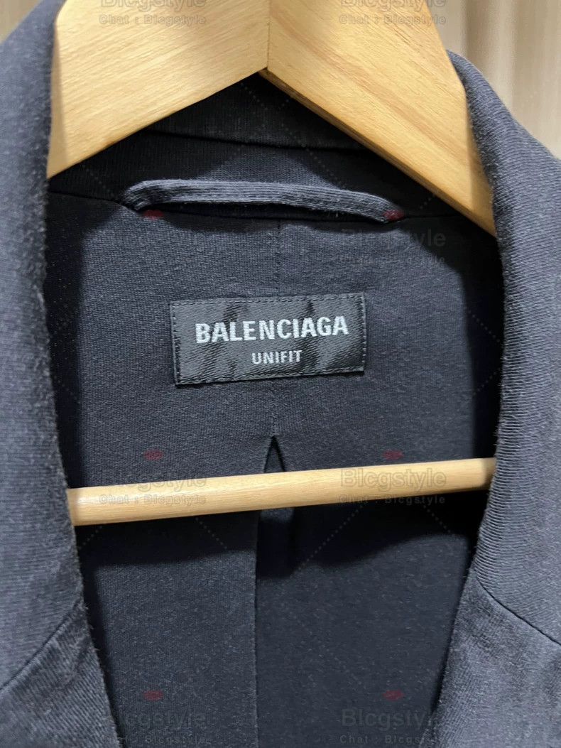 Balenciaga Balenciaga Worn Distressed Suit Jacket Coat Size US XS / EU 42 / 0 - 2 Thumbnail