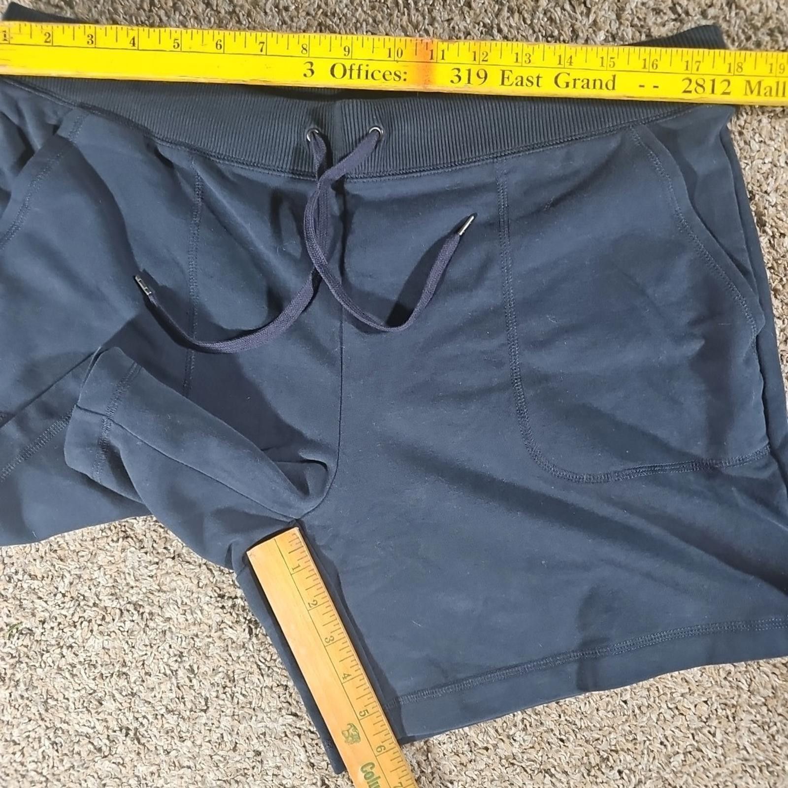 L.L. Bean LL BEAN Ultrasoft Sweats 6" Navy Blue Shorts Size 36" / US 14 / IT 50 - 6 Thumbnail