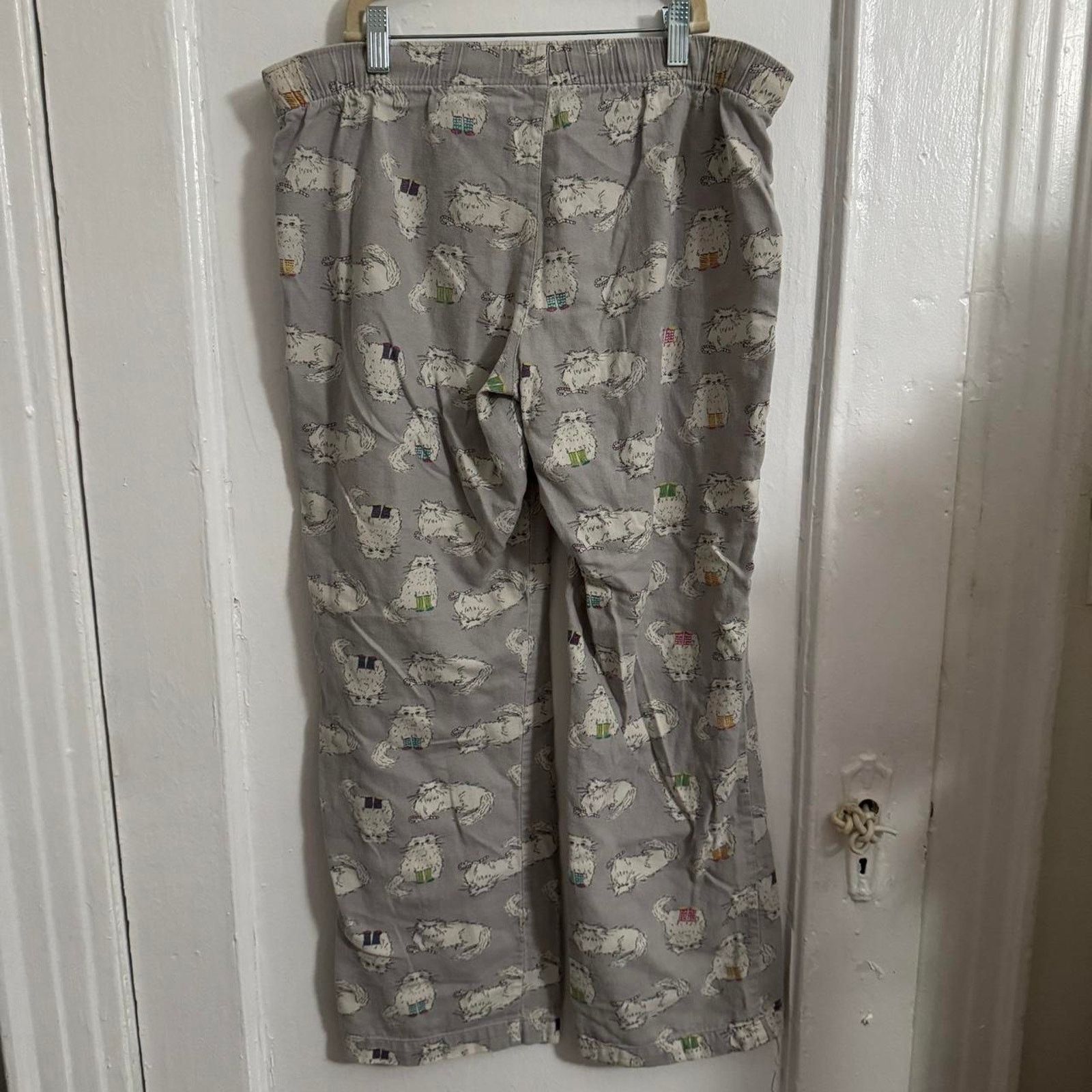 Old Navy Grumpy White Cats Kitties Kitty Meow Print Pajama Pants XL Size ONE SIZE - 5 Thumbnail