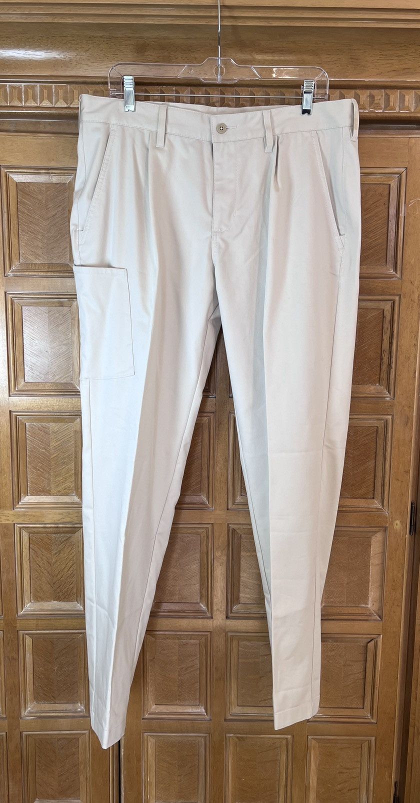 Adidas Adidas golf chino pants 5 pocket performance stretch 33x32 Size US 34 / EU 50 - 1 Thumbnail