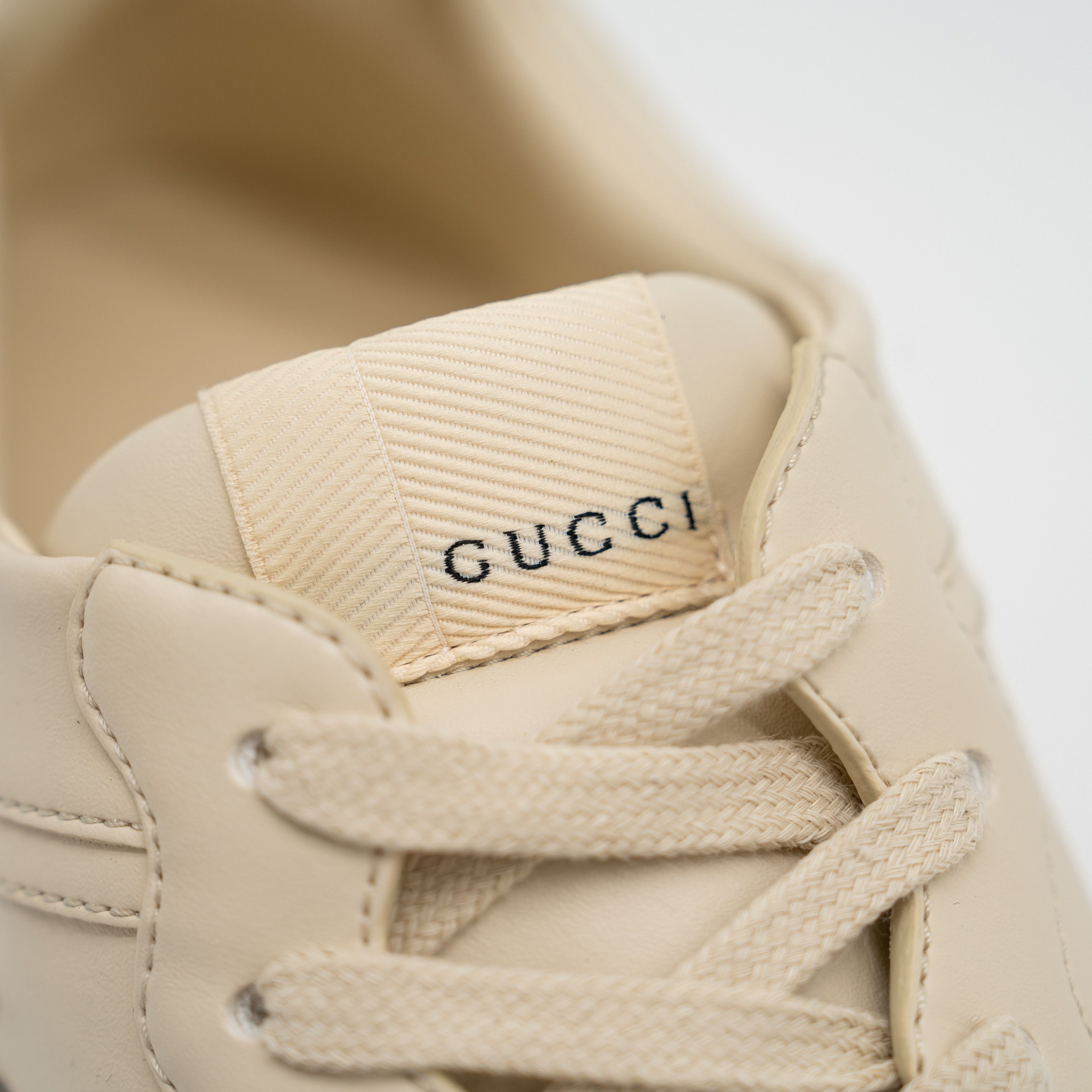 Gucci Gucci Rhyton Leather Sneaker Ivory Demetra Logo Print Red Size US 8 / EU 41 - 9 Thumbnail
