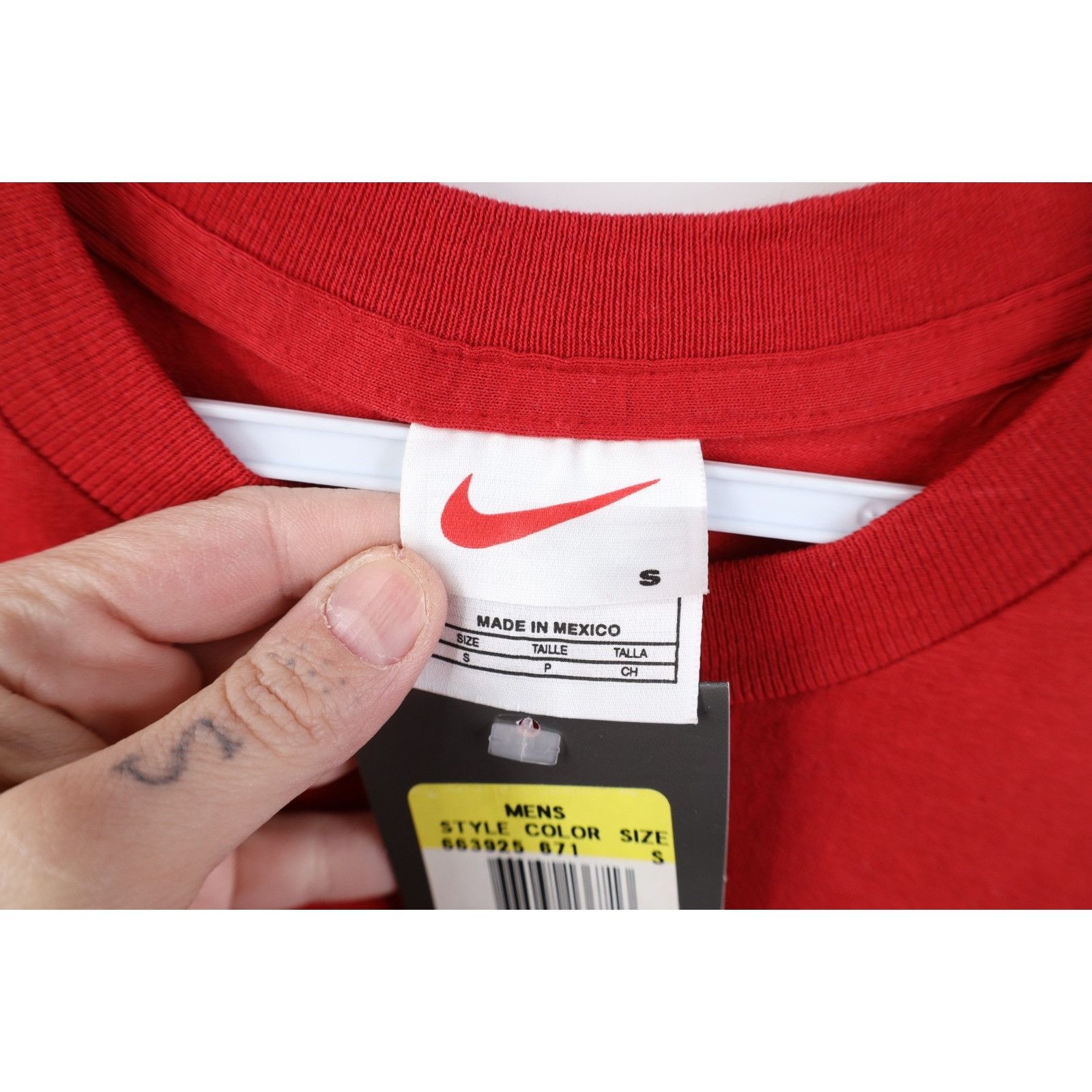 Nike NOS Vintage 90s Y2K Nike Travis Scott Big Swoosh T-Shirt Size US S / EU 44-46 / 1 - 7 Thumbnail