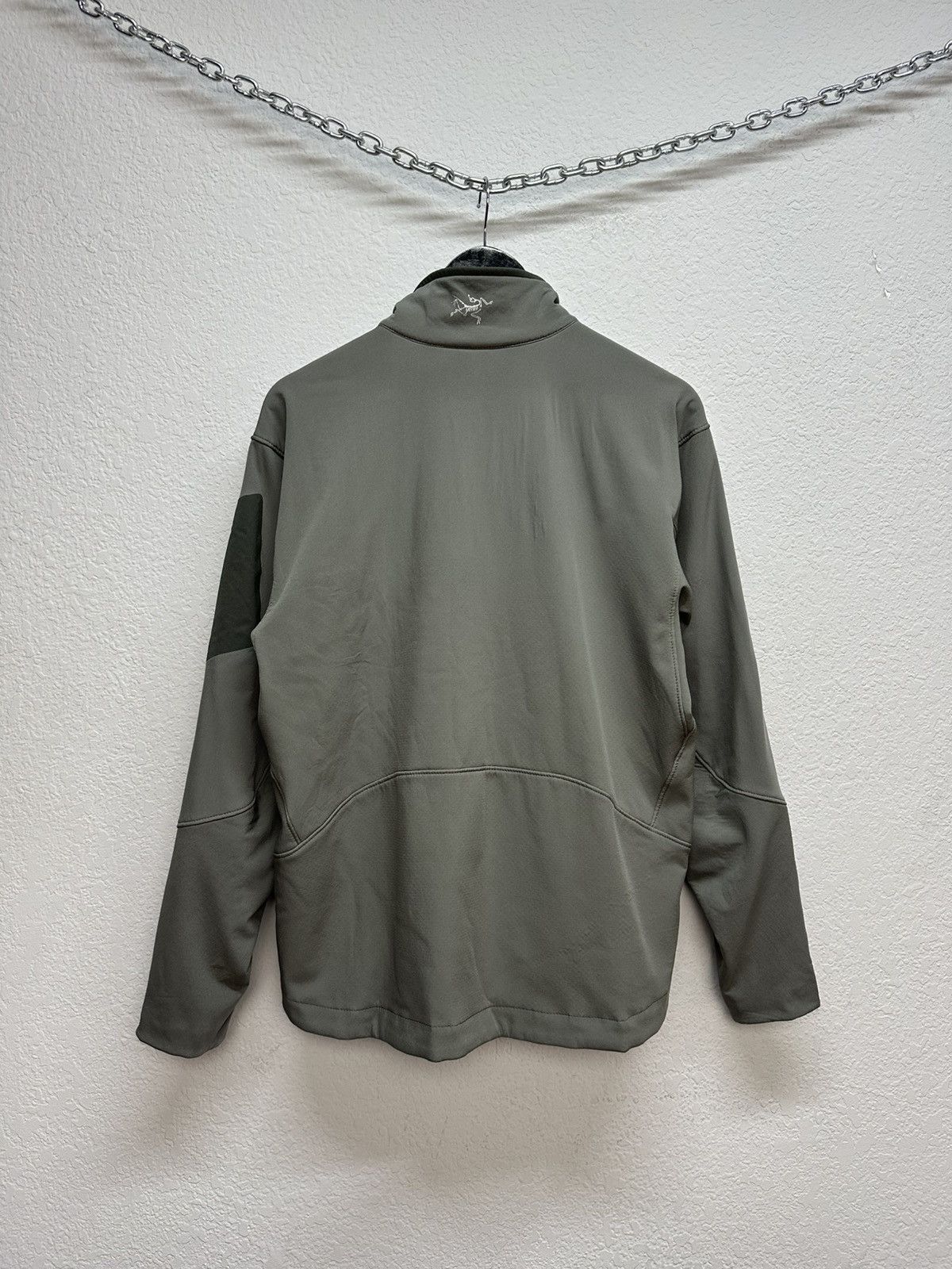 Arc'teryx Vintage Arc’teryx Fleece Jacket Reflective Logo Canada Size US M / EU 48-50 / 2 - 10 Thumbnail