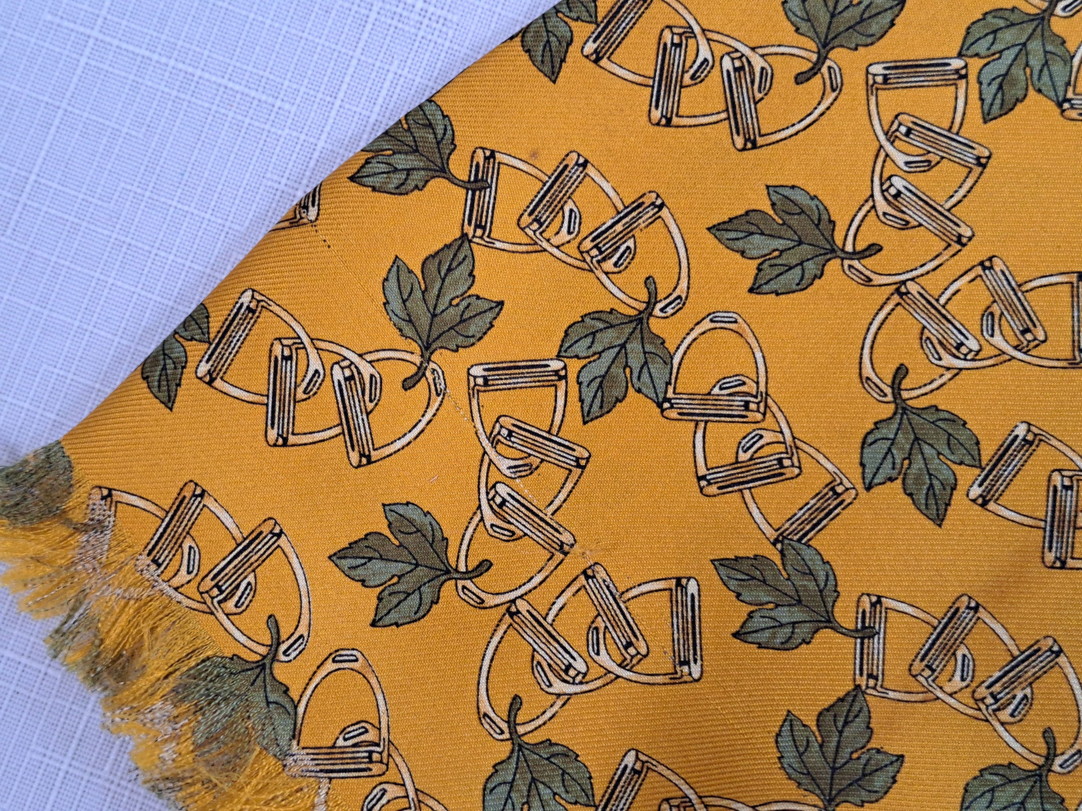 Celine CELINE vintage 1980 silk scarf. Made in Italy Size ONE SIZE - 13 Thumbnail