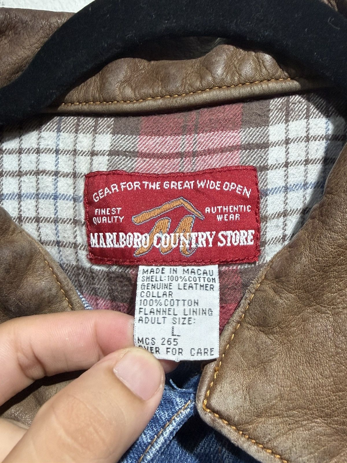 Marlboro Vintage 90s Marlboro denim jacket Size US L / EU 52-54 / 3 - 3 Thumbnail