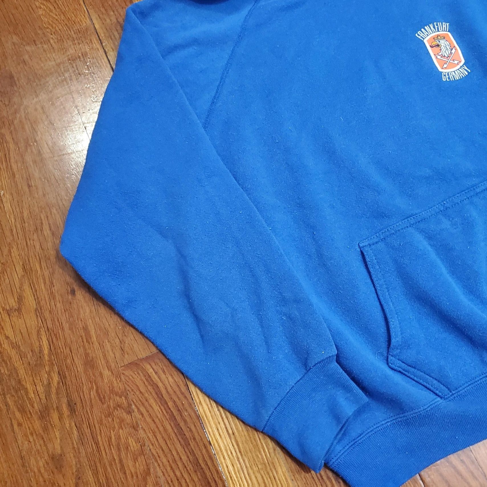 Vintage VINTAGE Artex Hoodie Mens L Blue Frankfurt Germany Graphic Pullover 80s USA Size US L / EU 52-54 / 3 - 2 Thumbnail