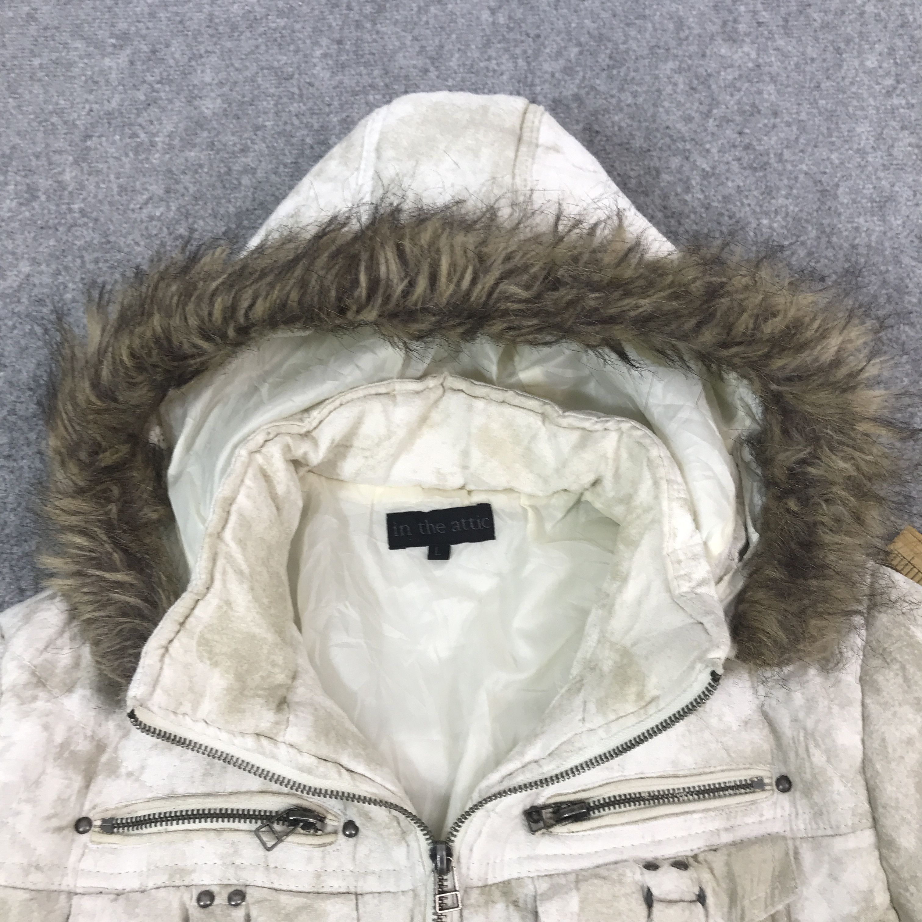 In The Attic Vtg in the attic Japan quilted fur hoodie jacket Size US L / EU 52-54 / 3 - 10 Thumbnail