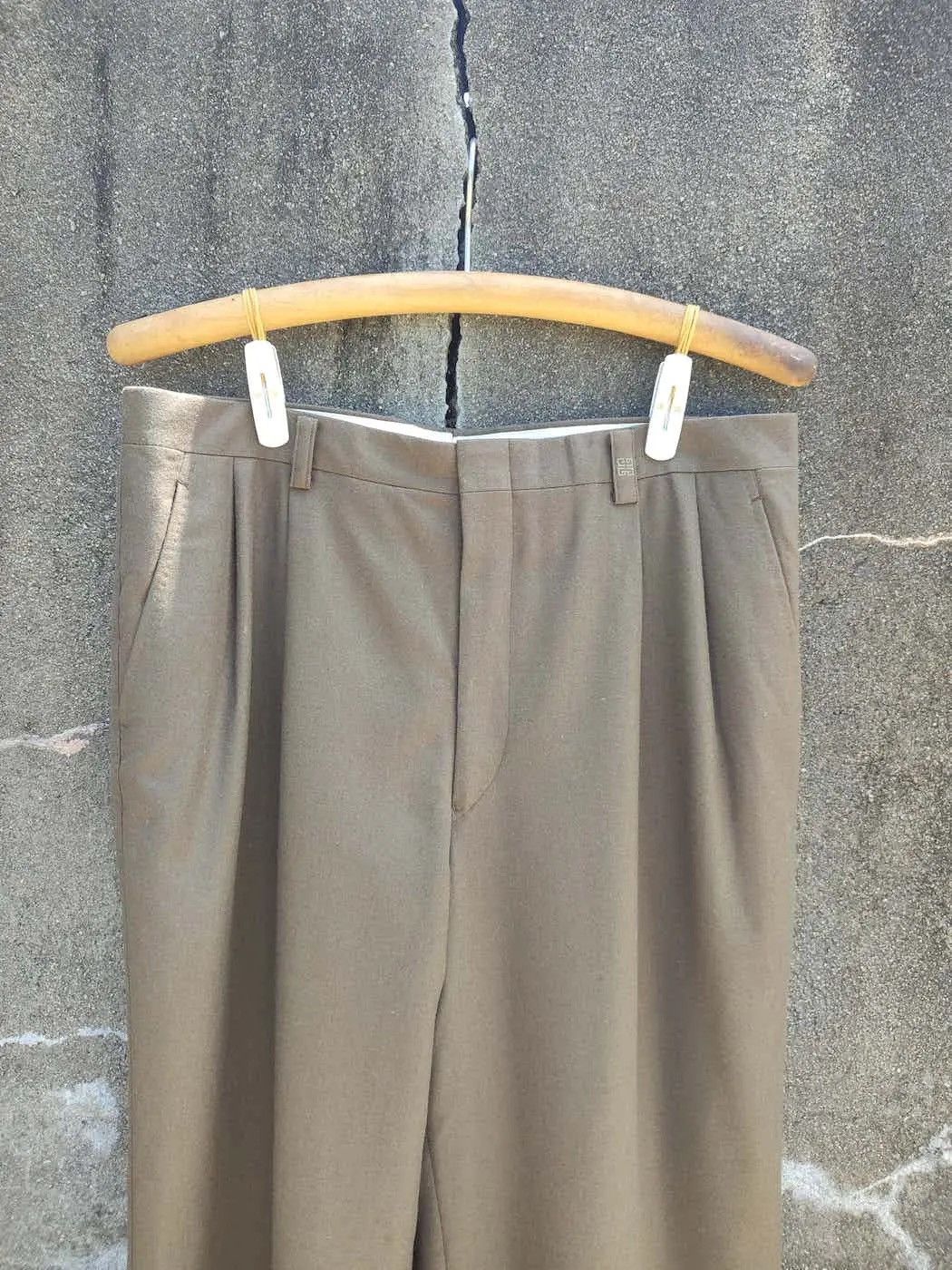 Givenchy × Vintage Vintage Monsieur Givenchy Pleated Wool Trousers Size US 34 / EU 50 - 2 Thumbnail
