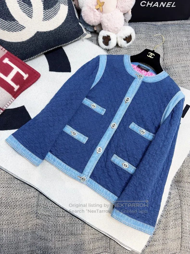 Chanel Chanel Early spring blue diamond checkered diamond button Size XS / US 0-2 / IT 36-38 - 9 Thumbnail