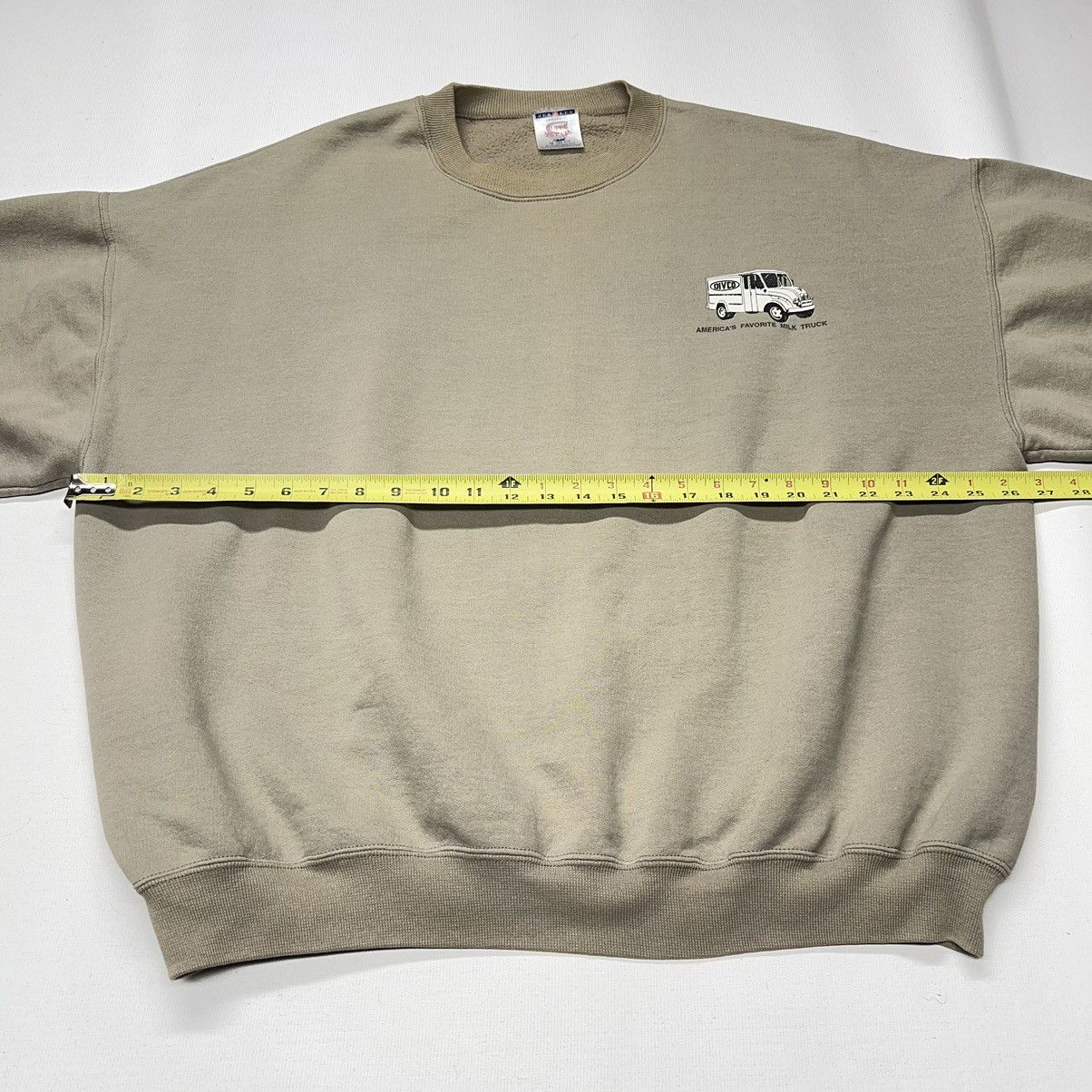 Vintage Divco Crewneck Sweatshirt Beige Logo Milk Truck Uniform Size US XXL / EU 58 / 5 - 21 Thumbnail