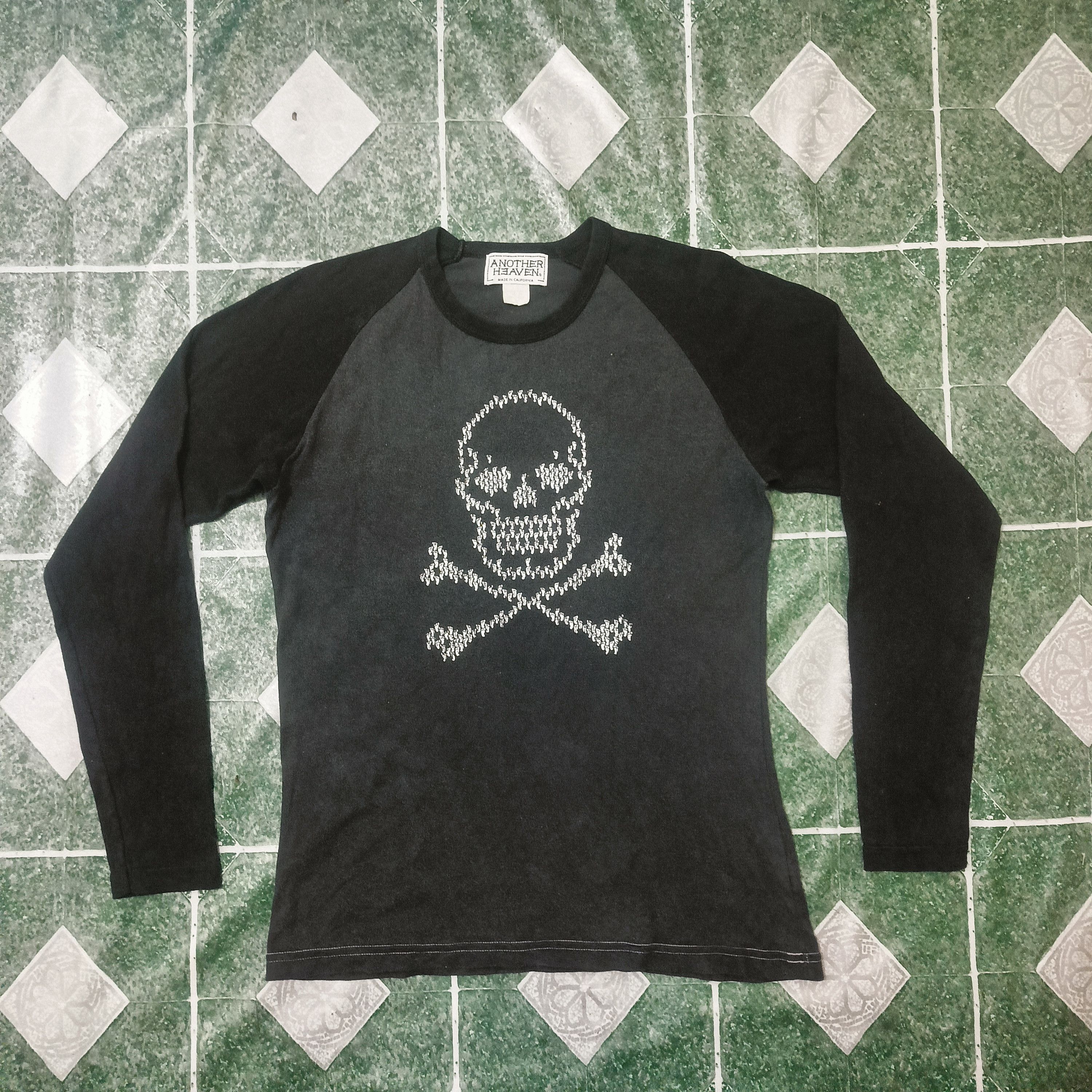Le Grande Bleu (L.G.B.) Another Heaven Skull Front & Back foot print Size US S / EU 44-46 / 1 - 1 Thumbnail