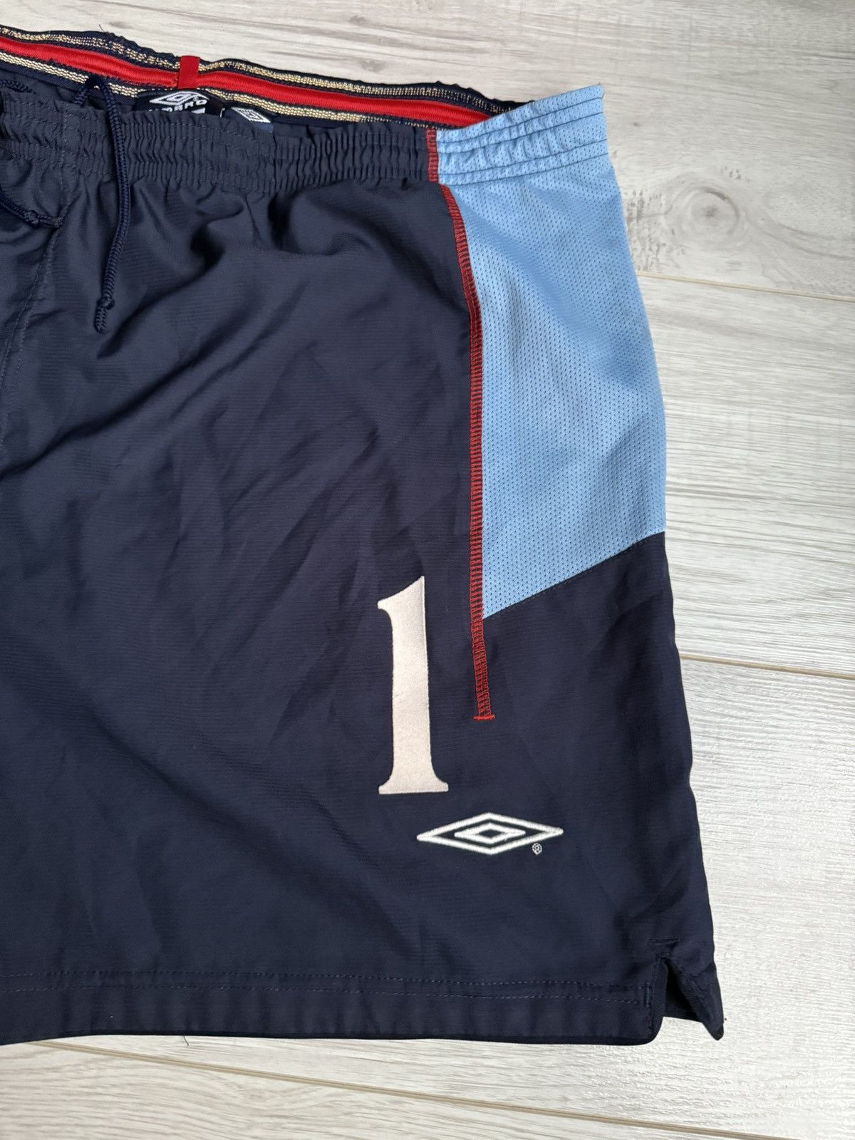 Umbro × Vintage Vintage umbo England Soccer Jersey Shirt 00’s #1 Size US 38 / EU 54 - 2 Thumbnail