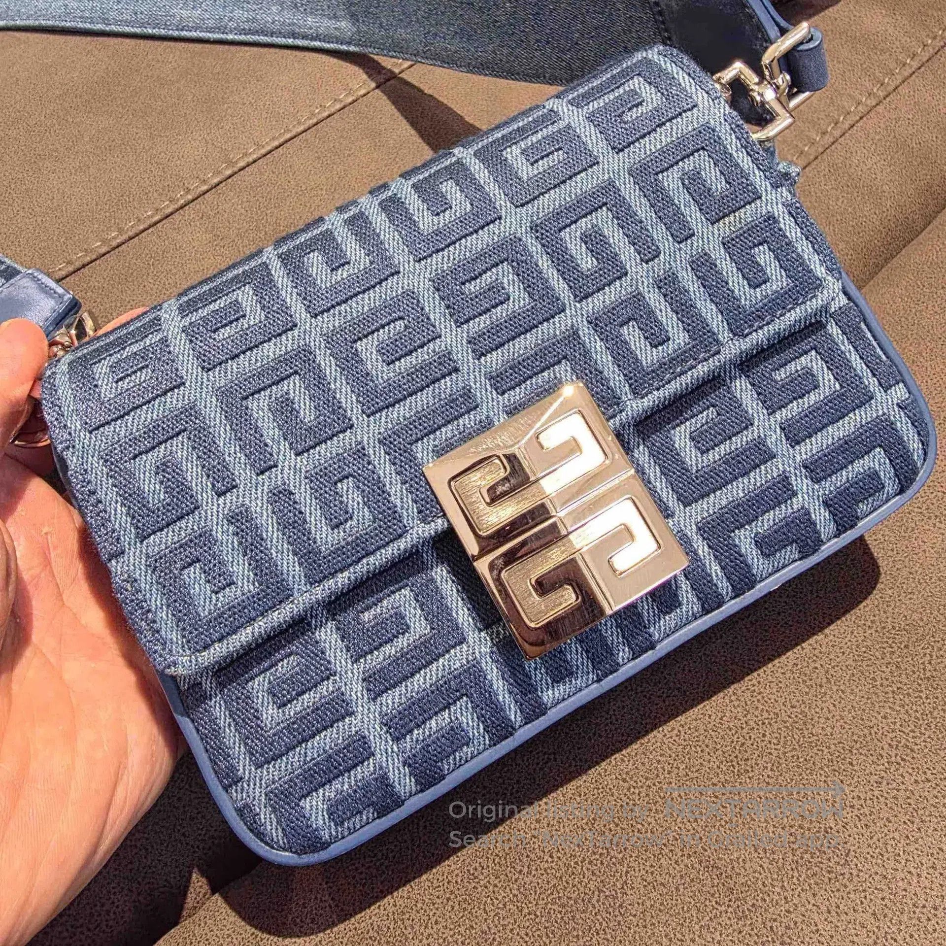 Givenchy Givenchy 4G Tannin-embossed Single Shoulder Bag with Jeans Size ONE SIZE - 2 Thumbnail